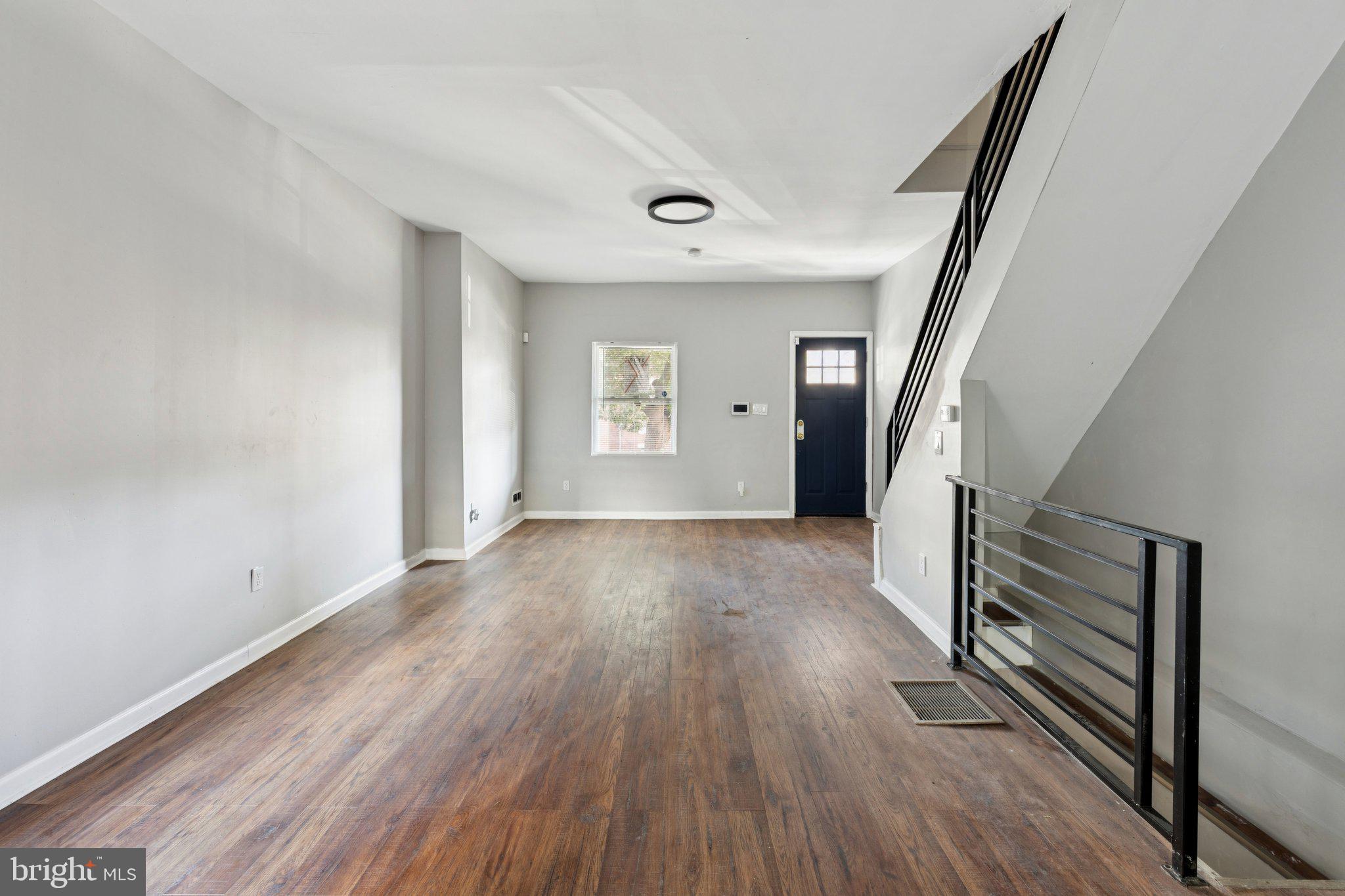 POINT BREEZE - Residential