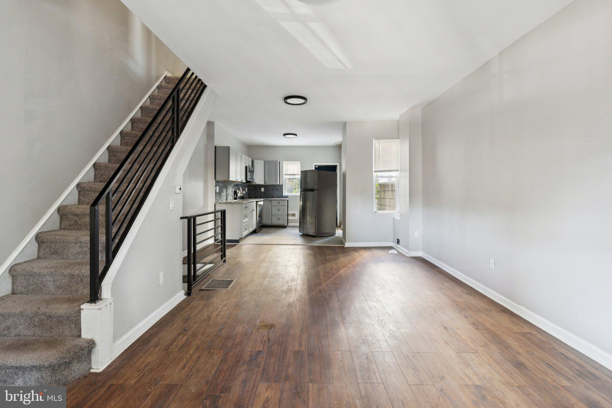 POINT BREEZE - Residential