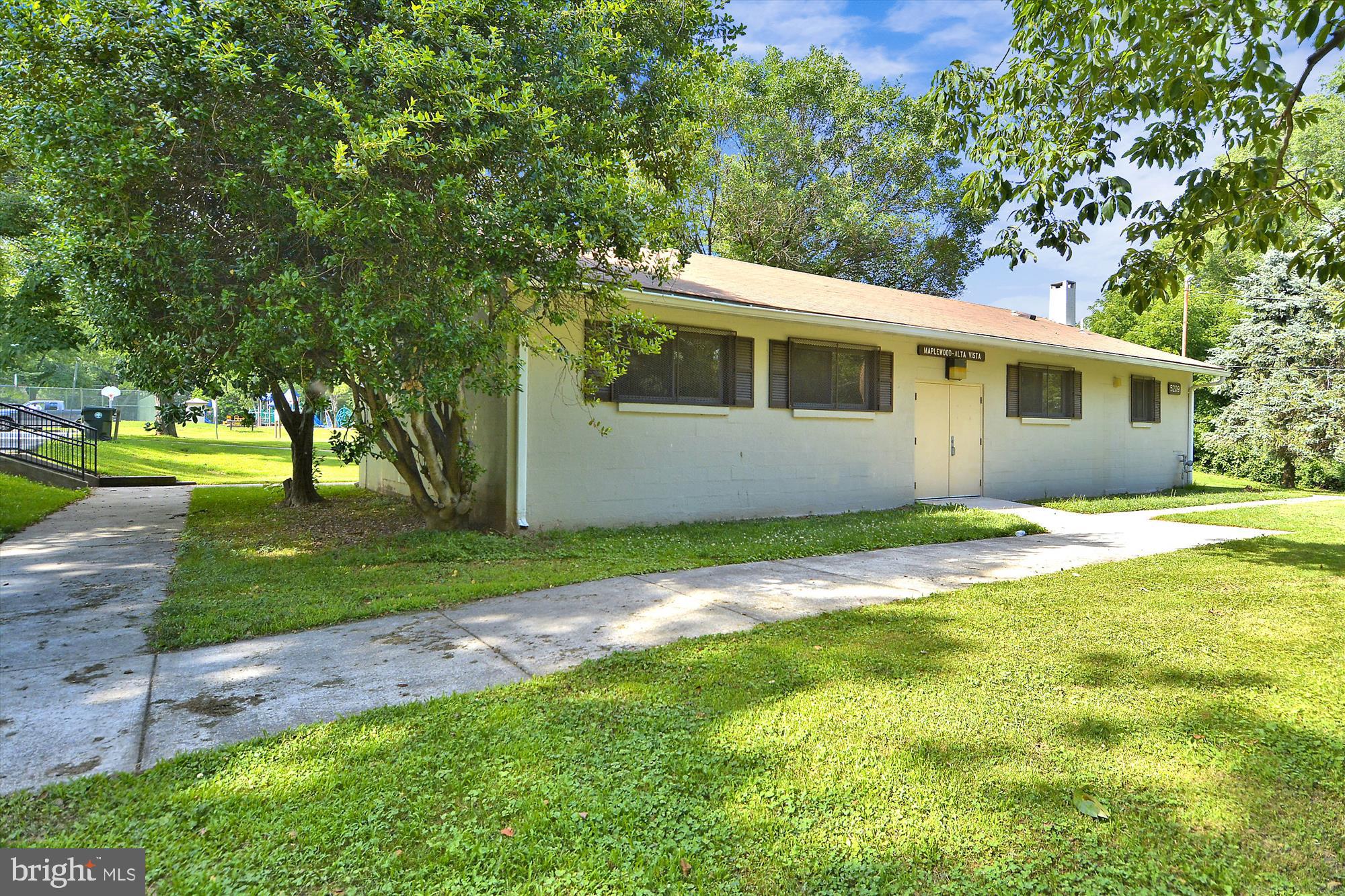 GABLES OF TUCKERMAN - Residential Lease