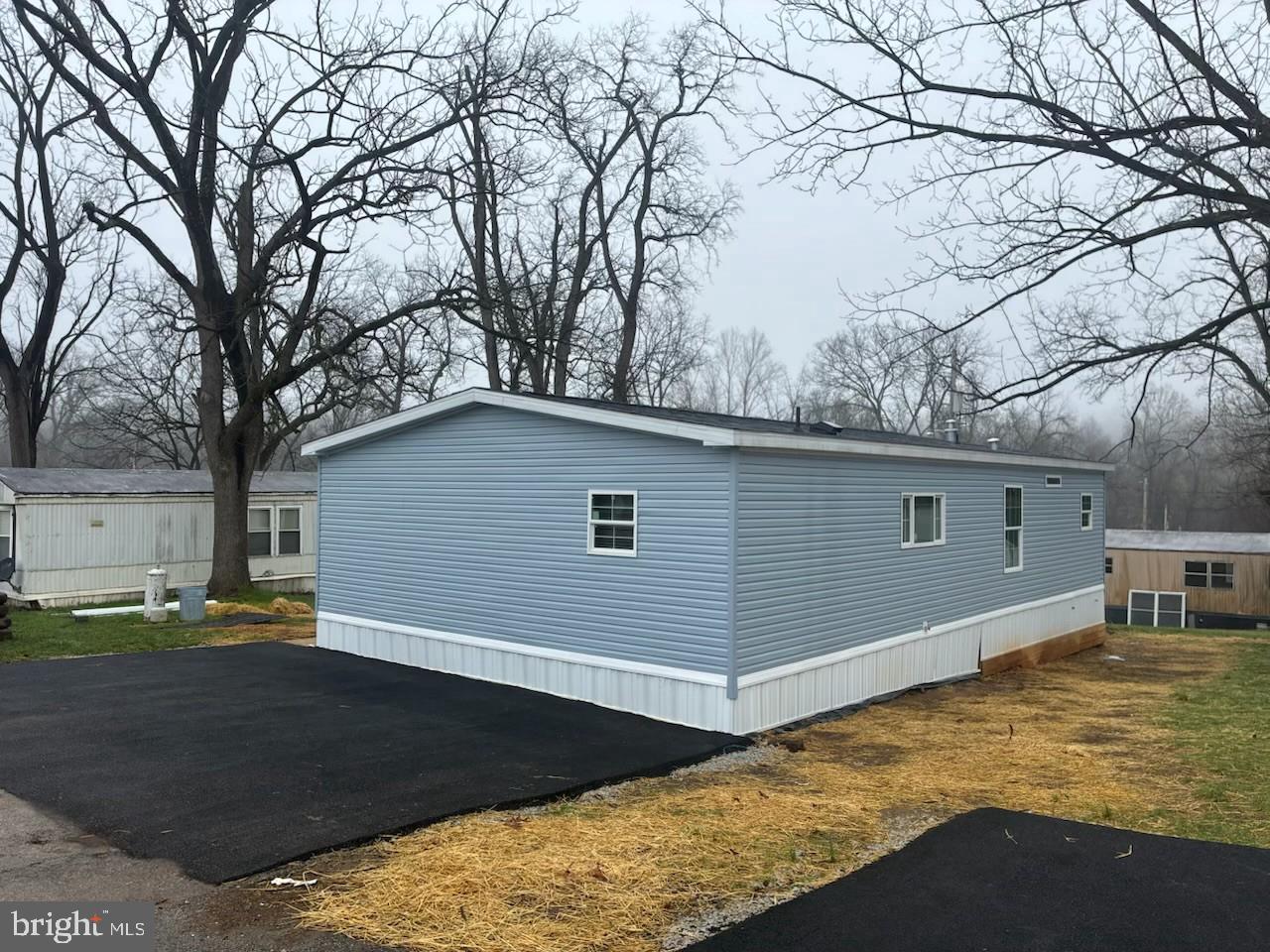 300 RIDGE ROAD 99
