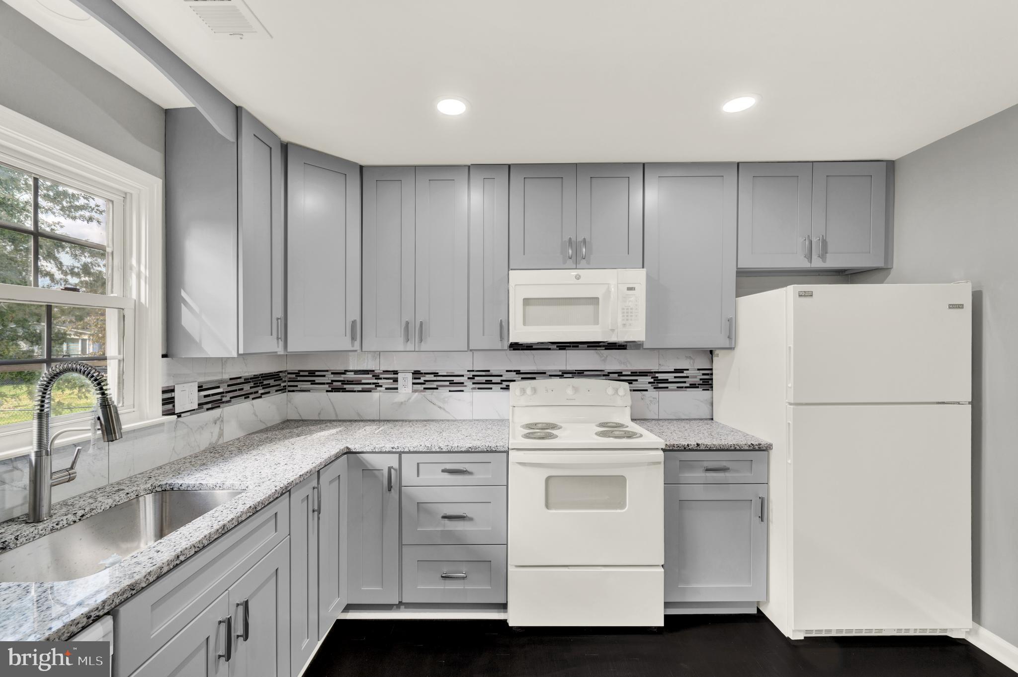 RANSON CORPORATION - Residential Lease