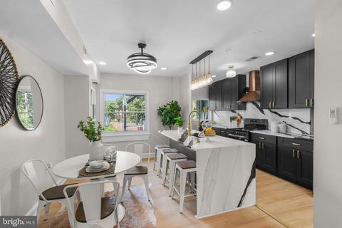 1614 Q STREET SE WASHINGTON DC 20020