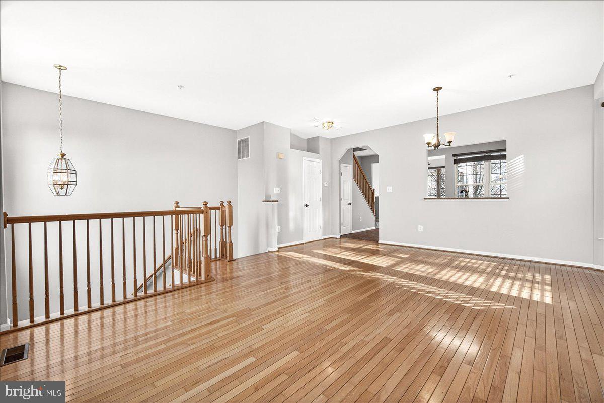 NORTH CROSSING - Residential