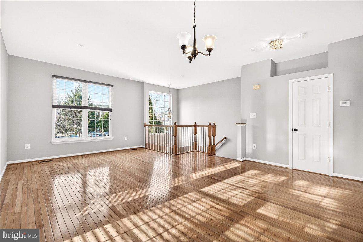 NORTH CROSSING - Residential