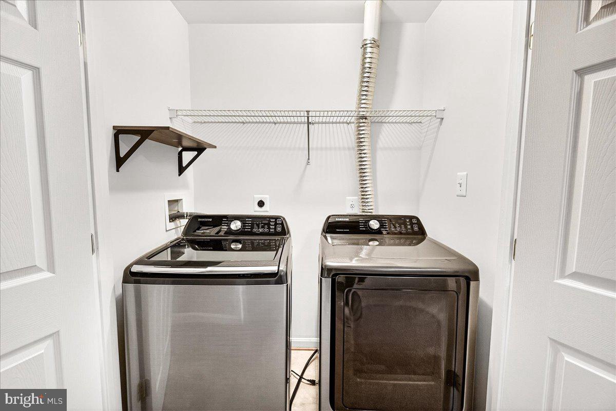 NORTH CROSSING - Residential