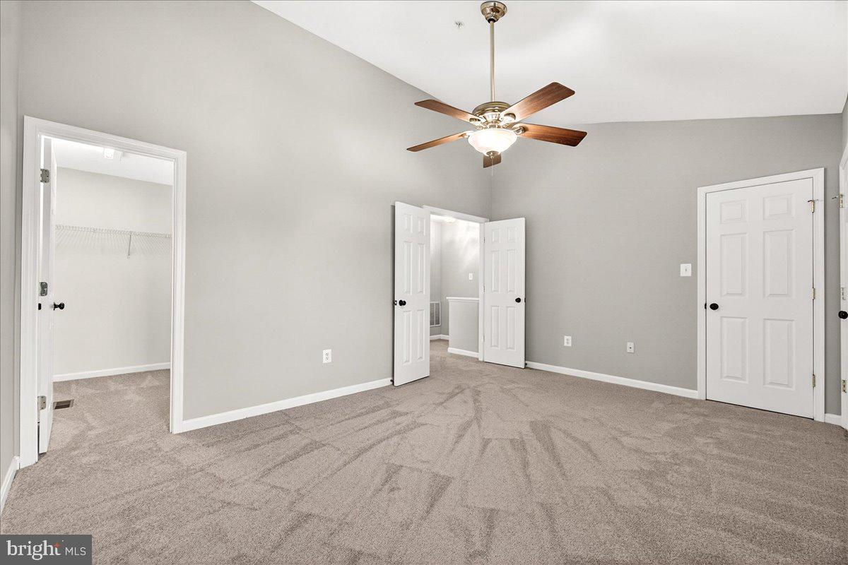 NORTH CROSSING - Residential