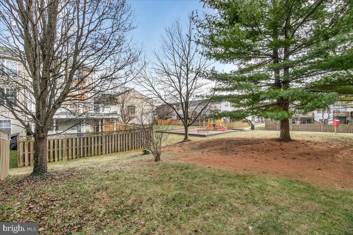 NORTH CROSSING - Residential