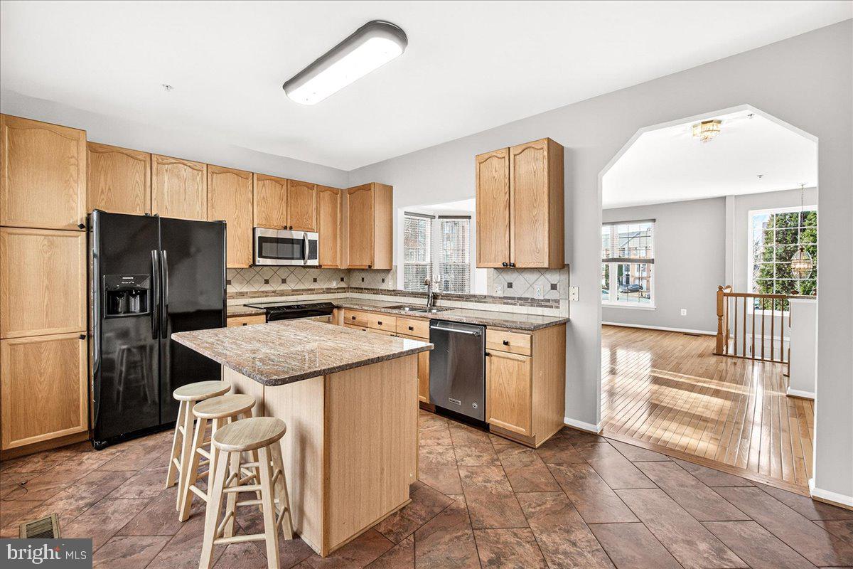 NORTH CROSSING - Residential