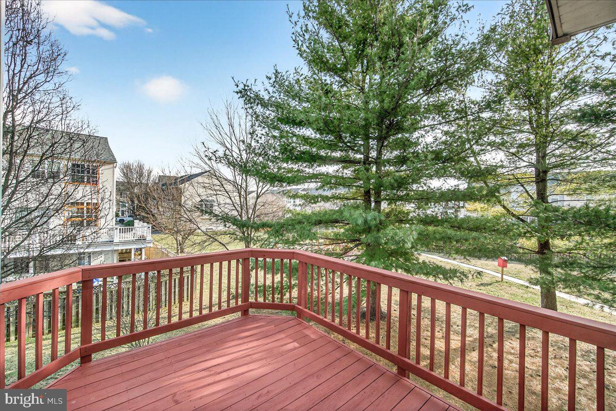 NORTH CROSSING - Residential