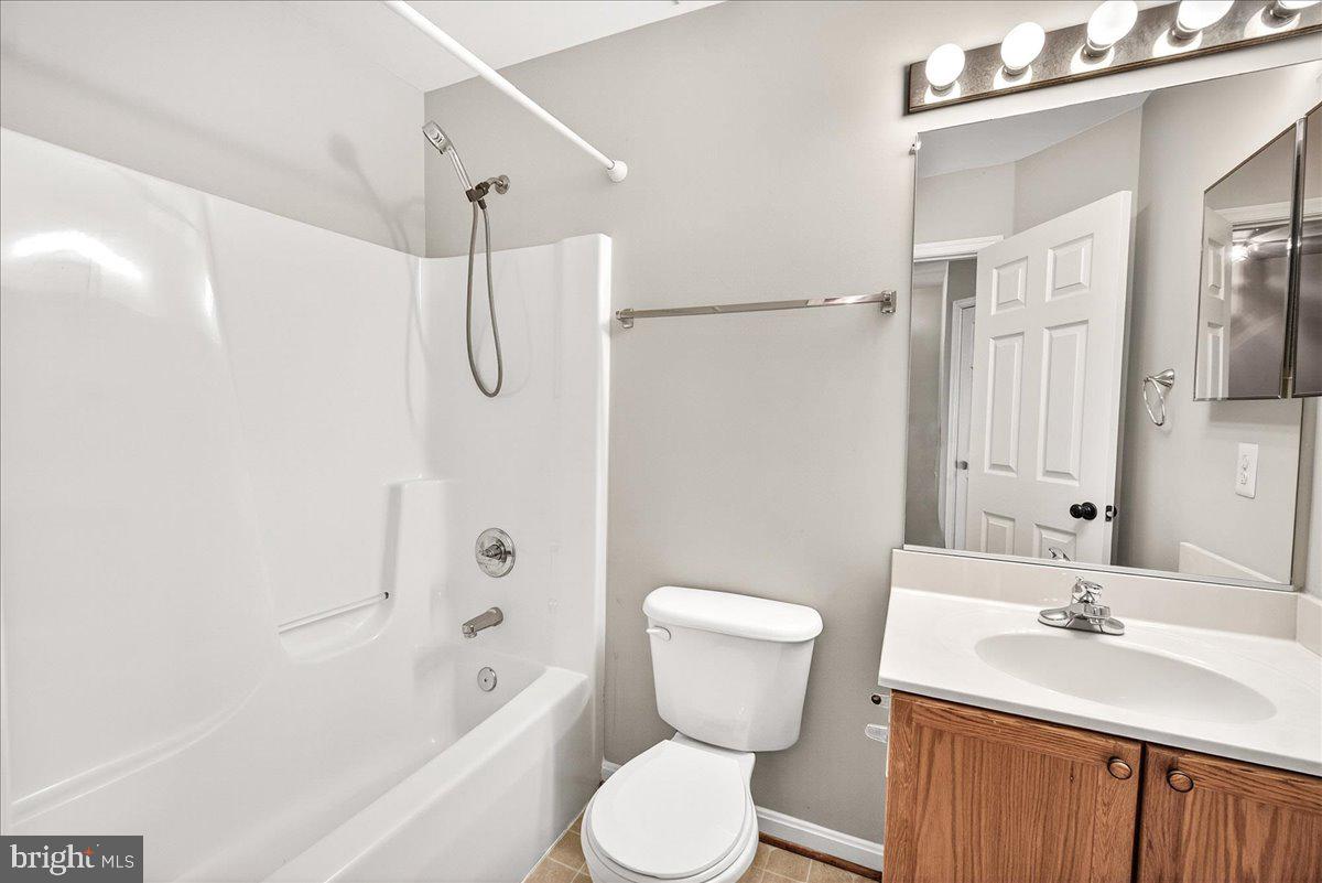 NORTH CROSSING - Residential