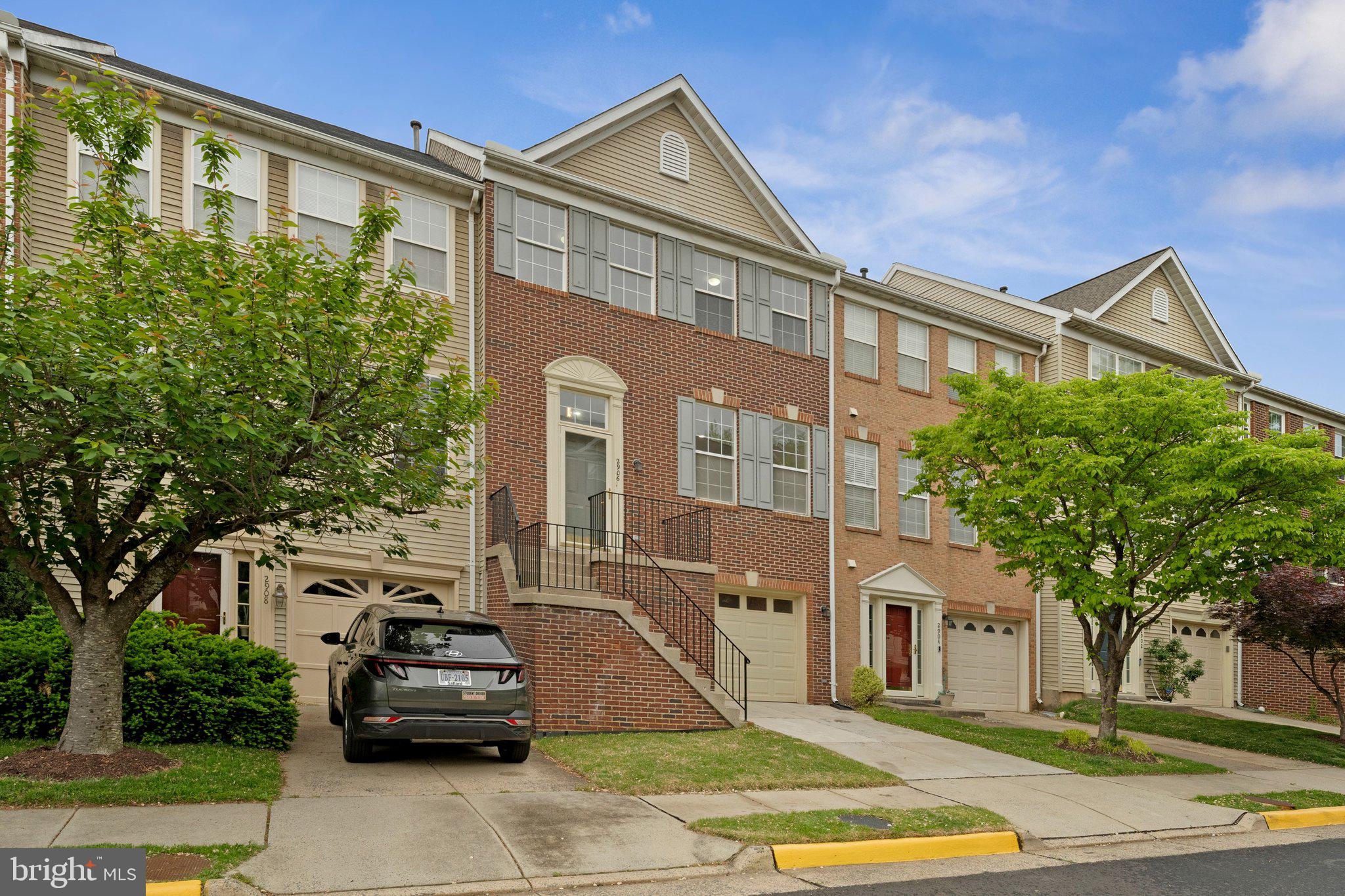 2906 FAIRFAX METRO LANE