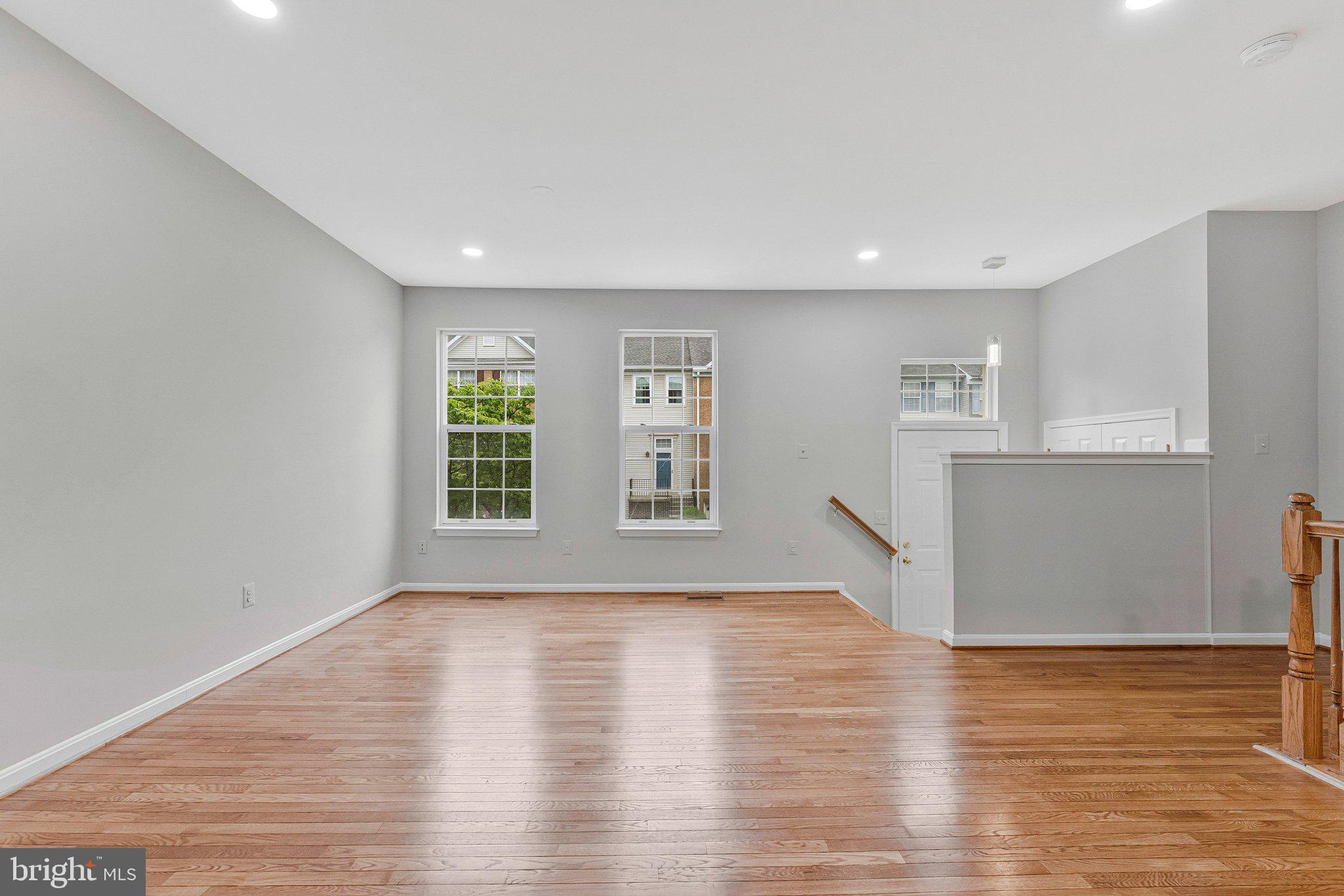 2906 FAIRFAX METRO LANE