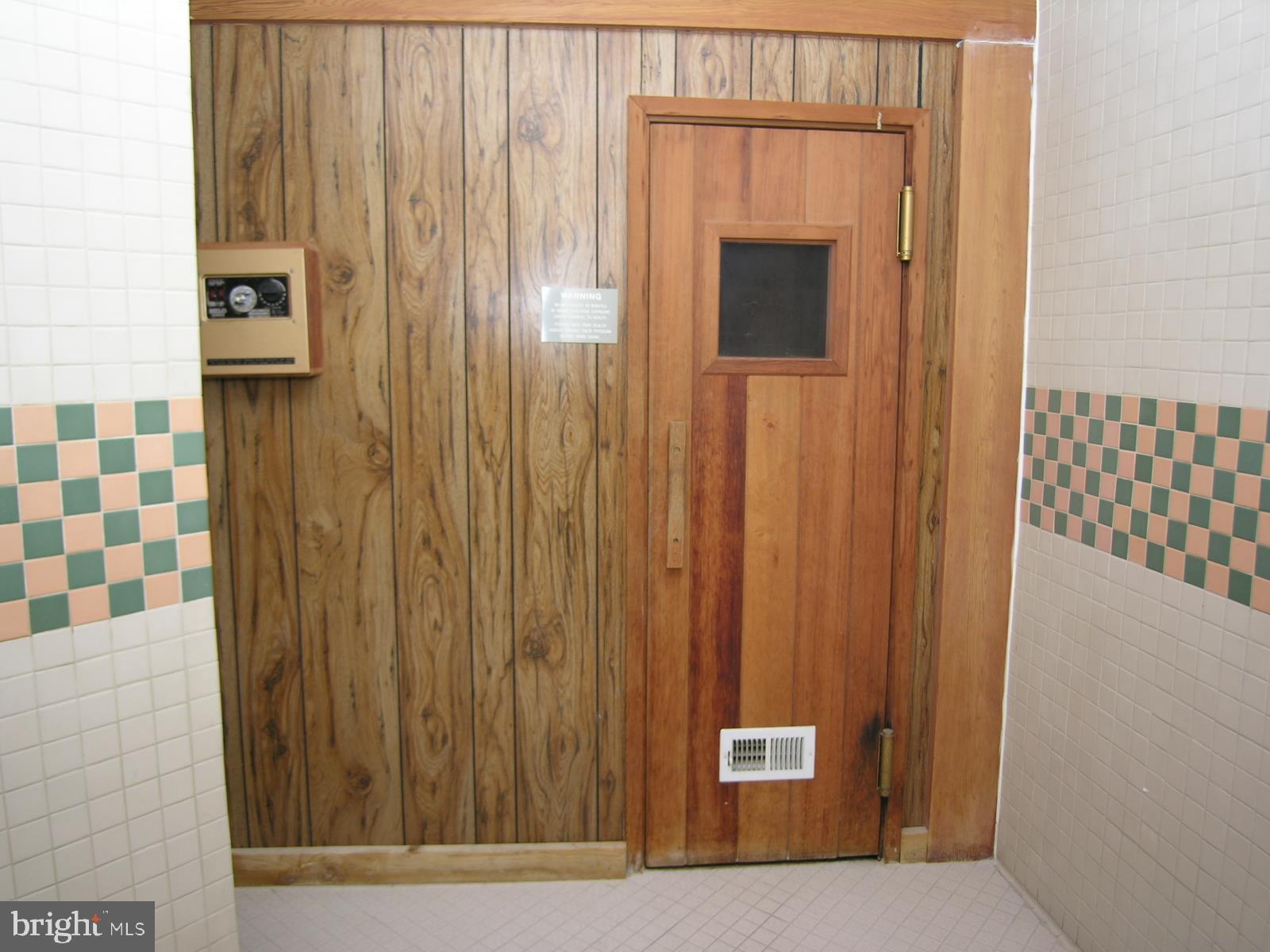 BELVEDERE CONDOMINIUM - Residential Lease