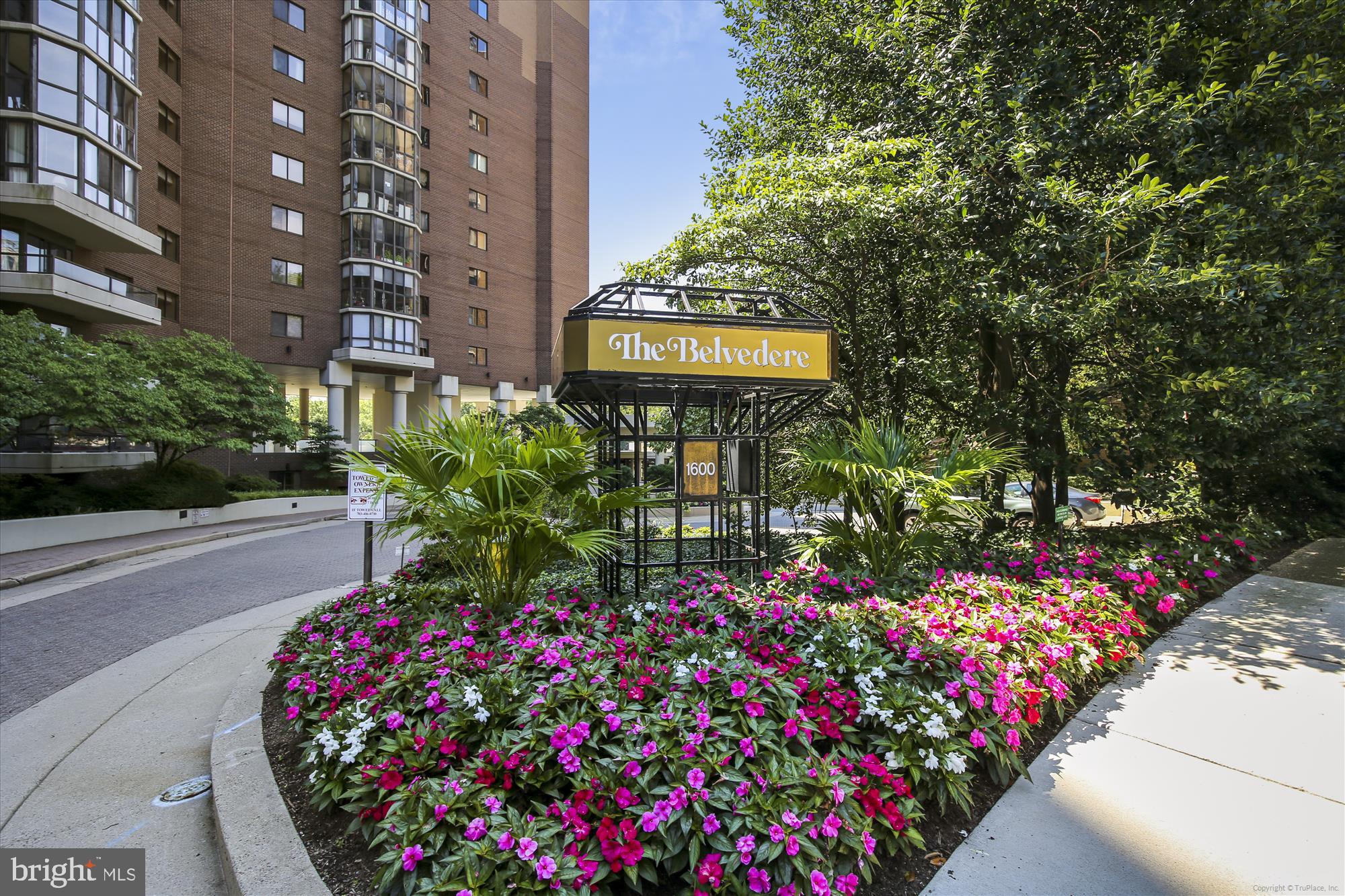 BELVEDERE CONDOMINIUM - Residential Lease