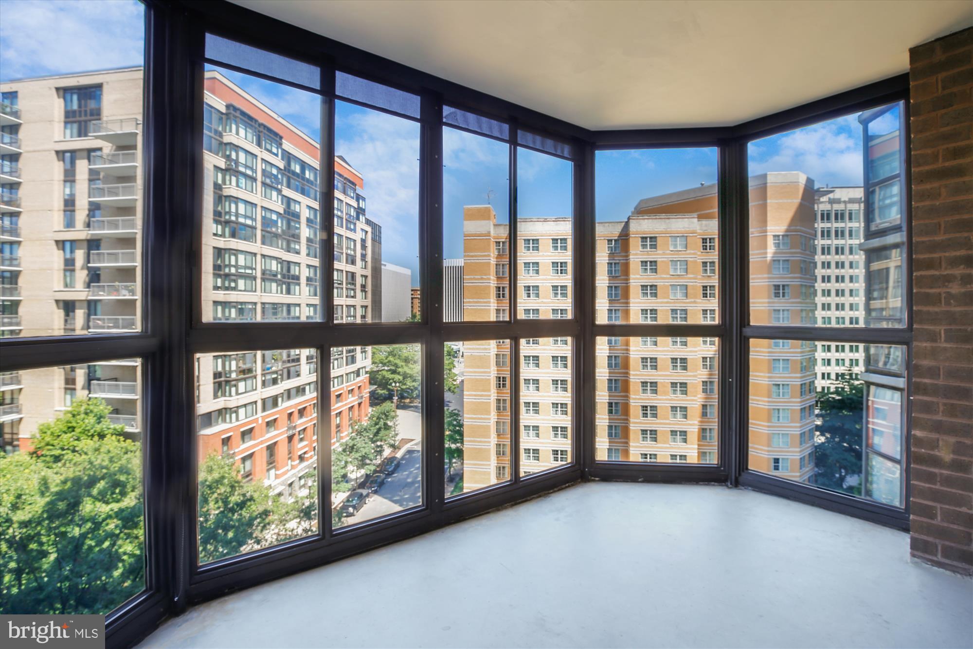 BELVEDERE CONDOMINIUM - Residential Lease