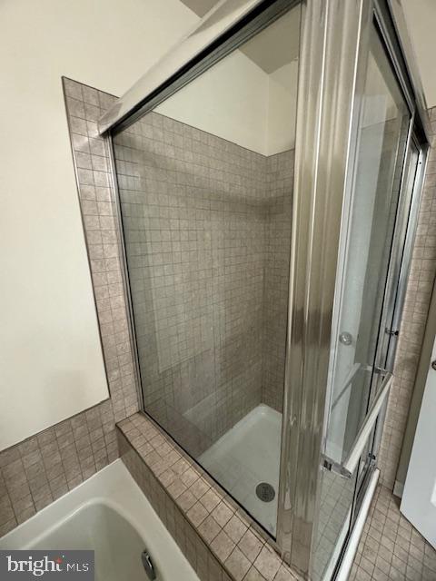 THE GALLERY - Residential Lease