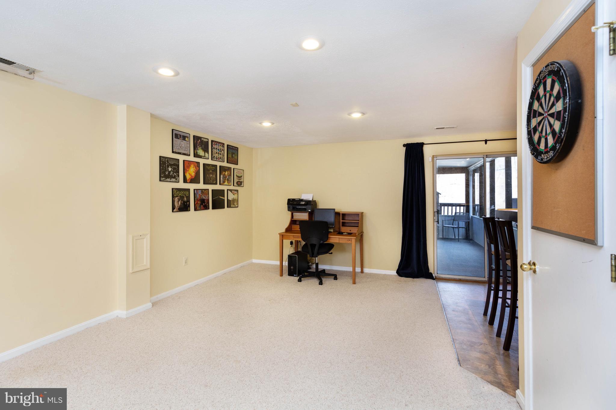 CRISFIELD CROSSING - Residential