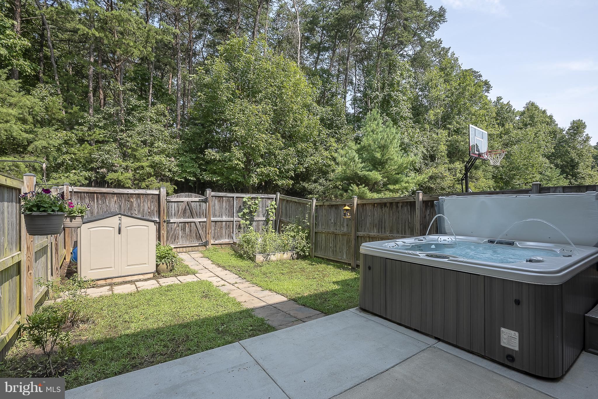 PINEY ORCHARD - Residential