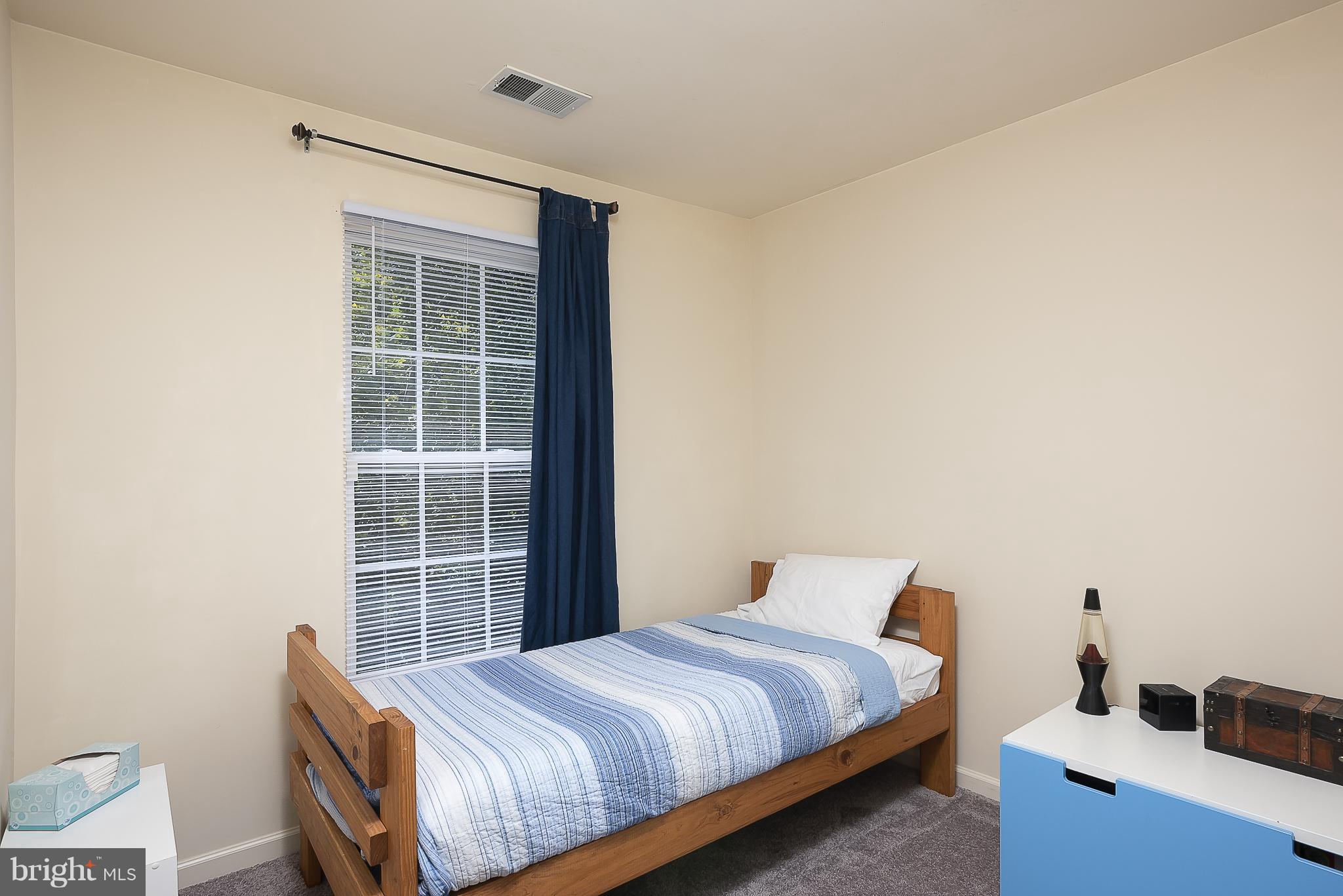 PINEY ORCHARD - Residential