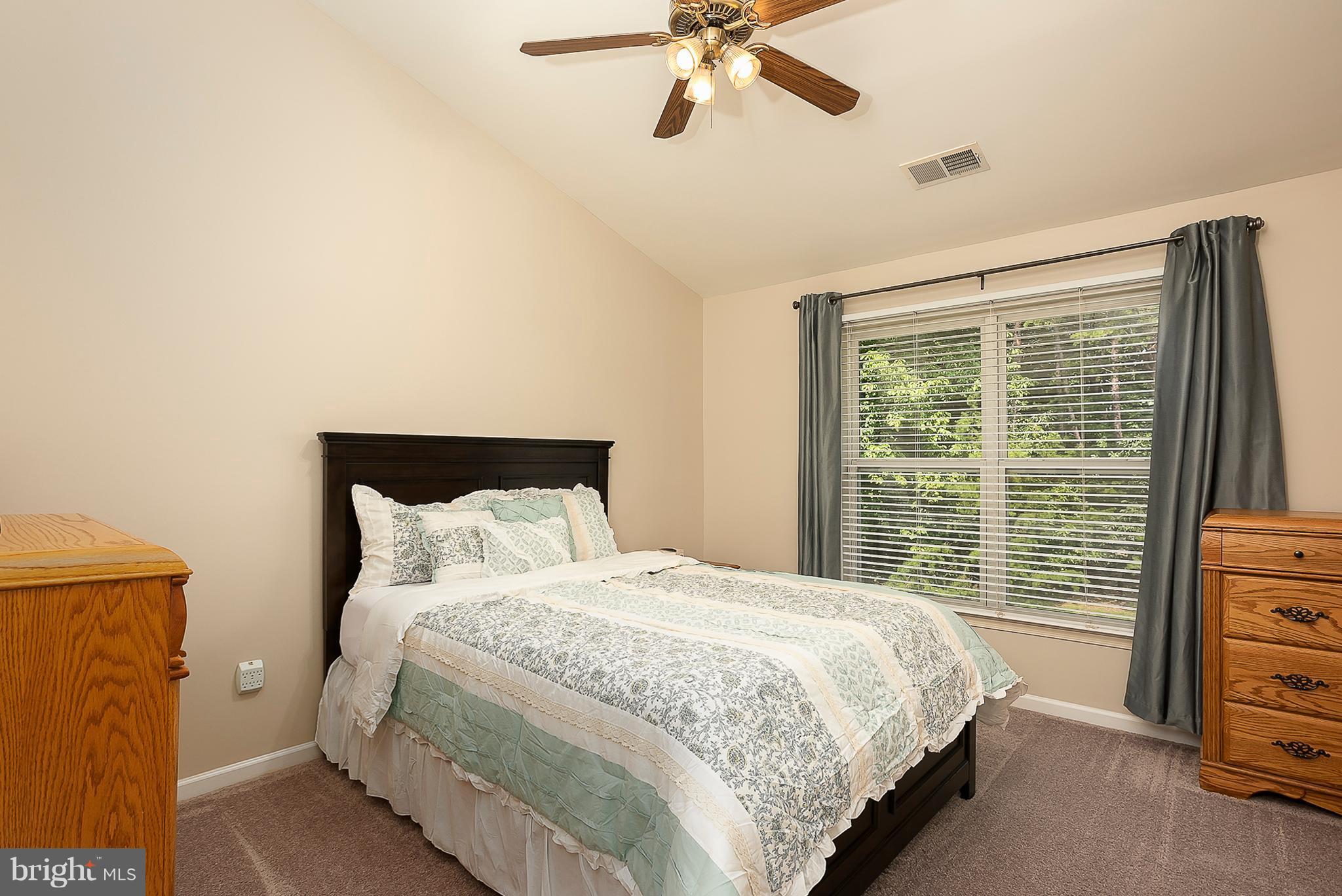 PINEY ORCHARD - Residential