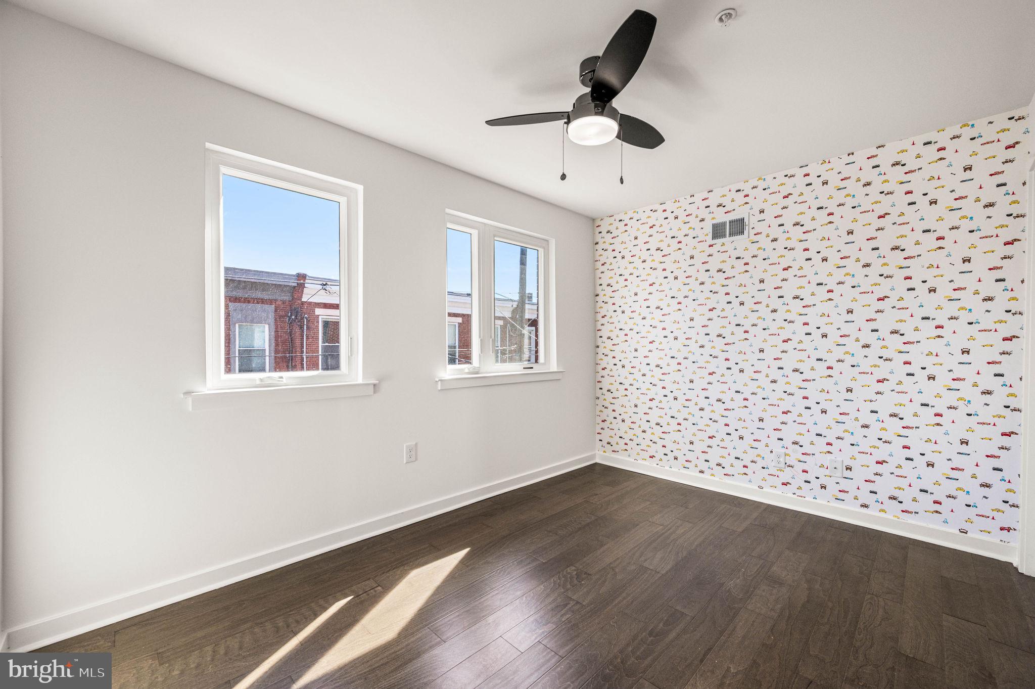 POINT BREEZE - Residential