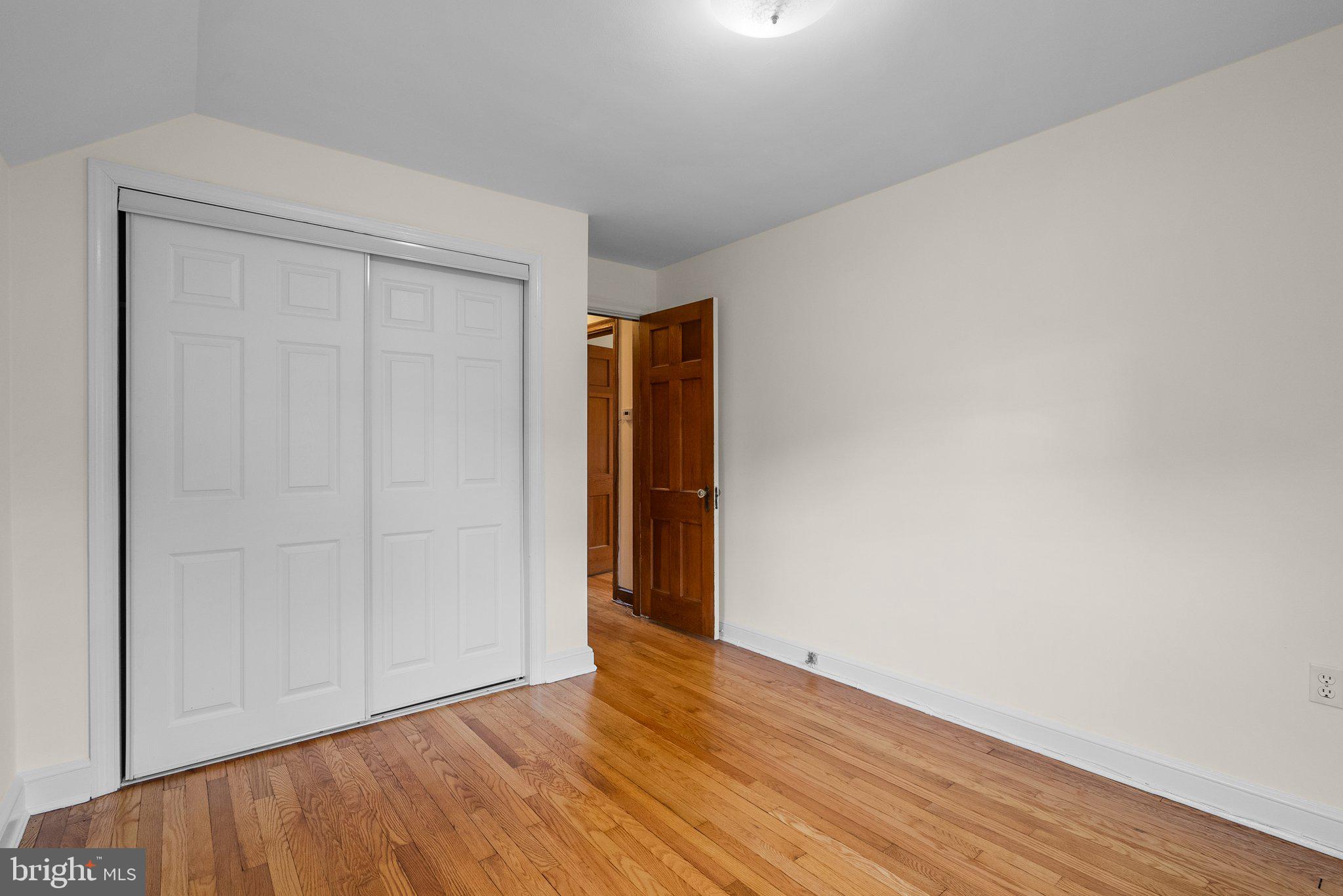 SILVER SPRING - Residential