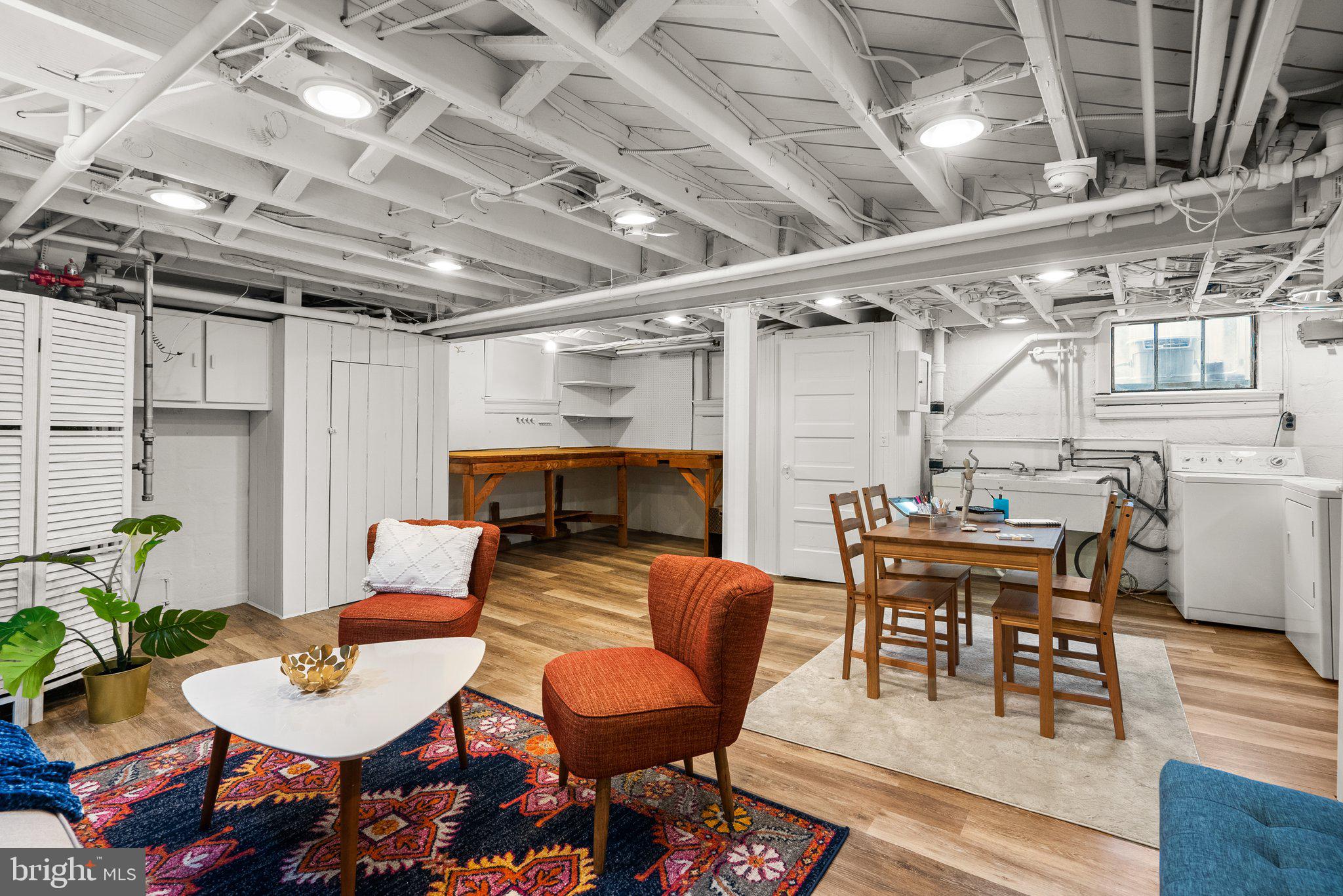 SILVER SPRING - Residential