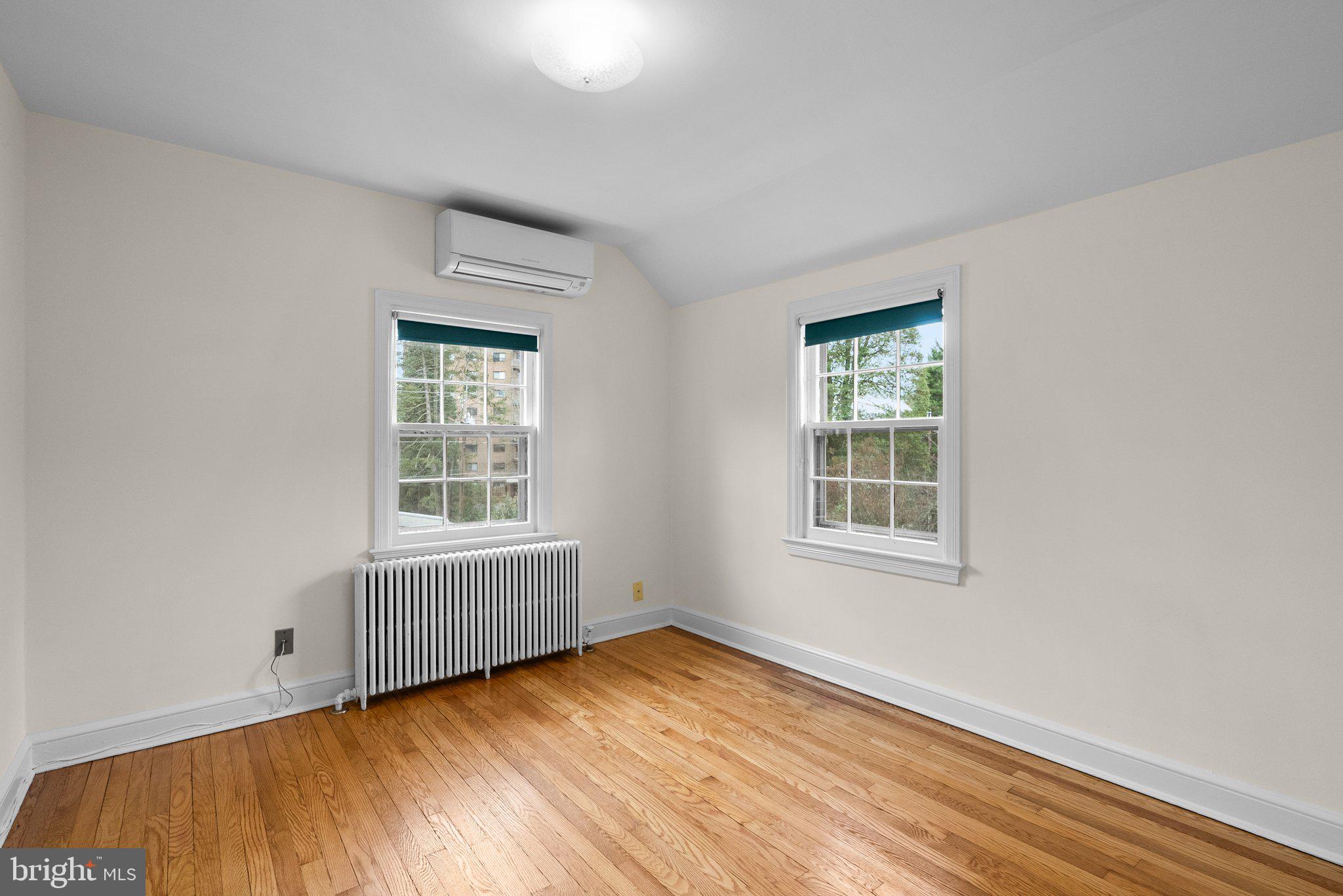 SILVER SPRING - Residential