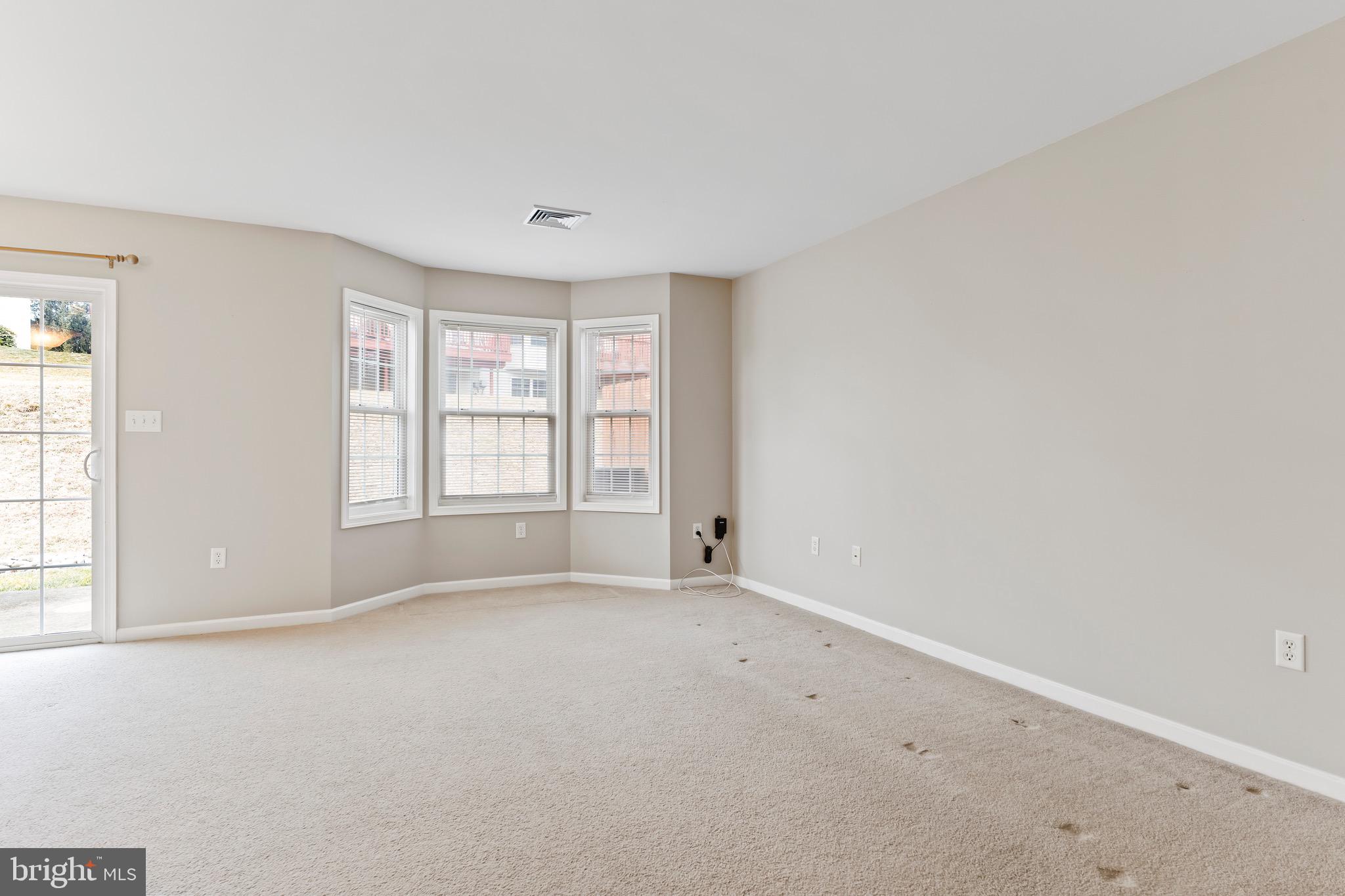 NORTHWOODS CROSSING - Residential