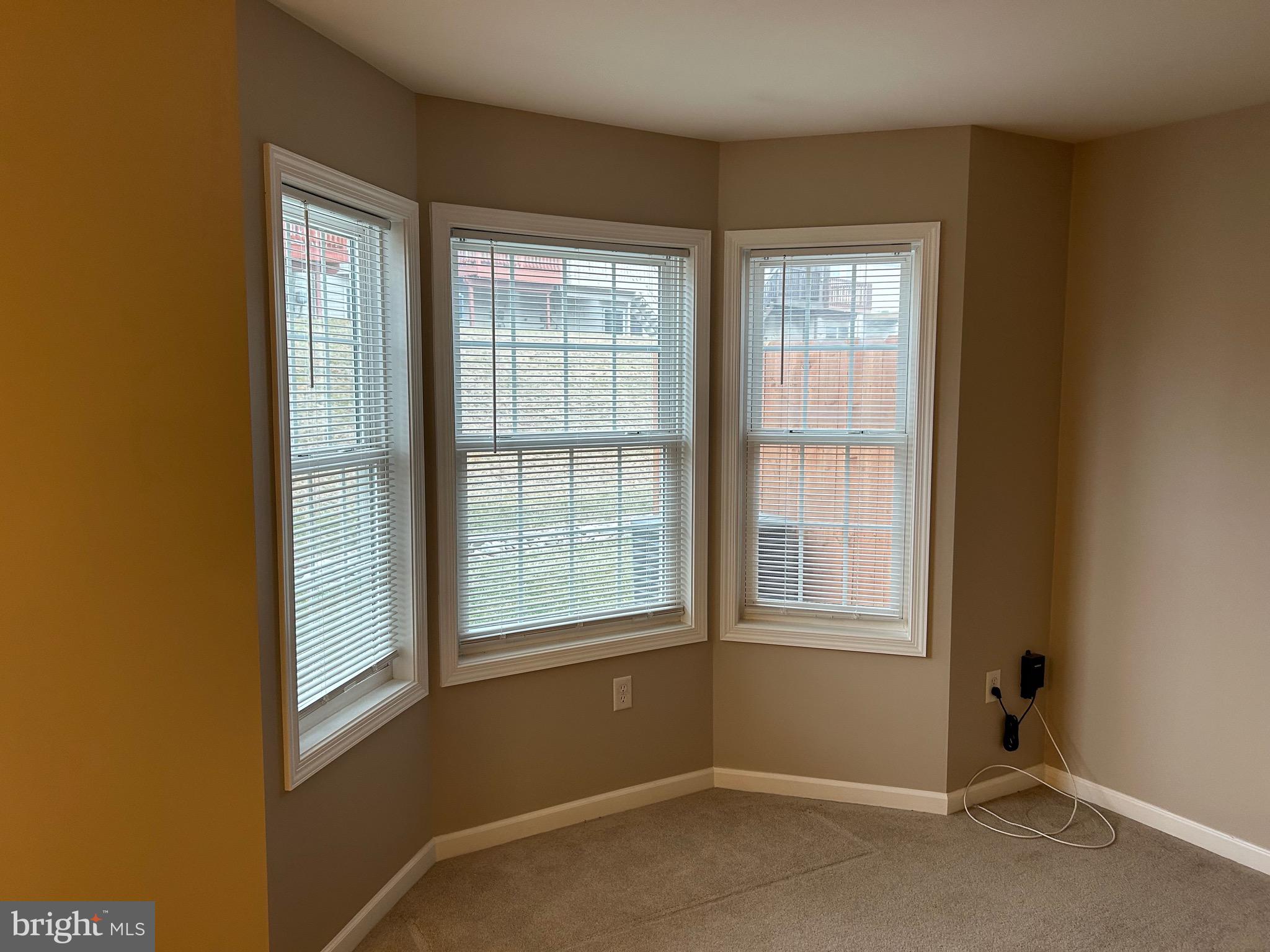 NORTHWOODS CROSSING - Residential