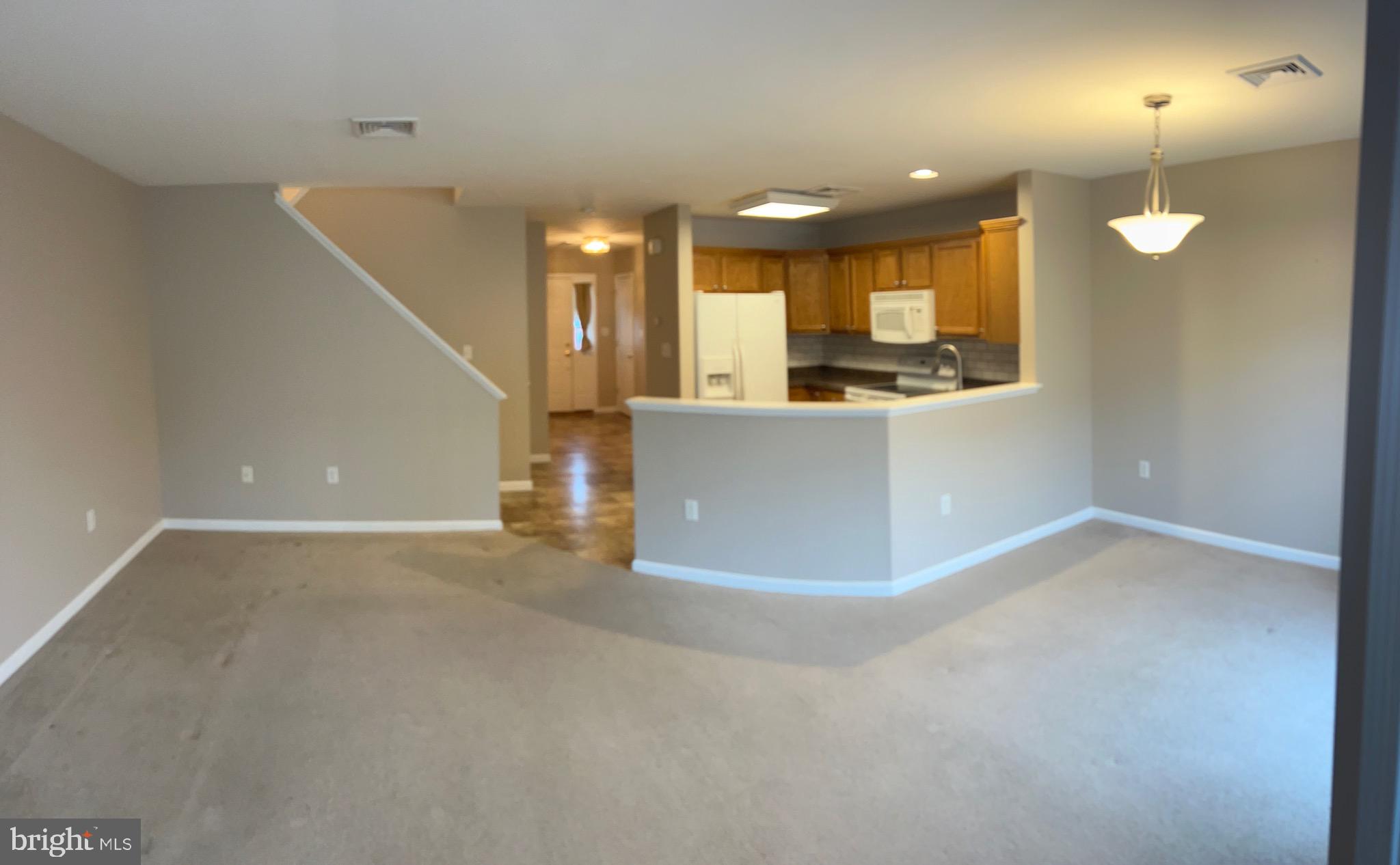 NORTHWOODS CROSSING - Residential