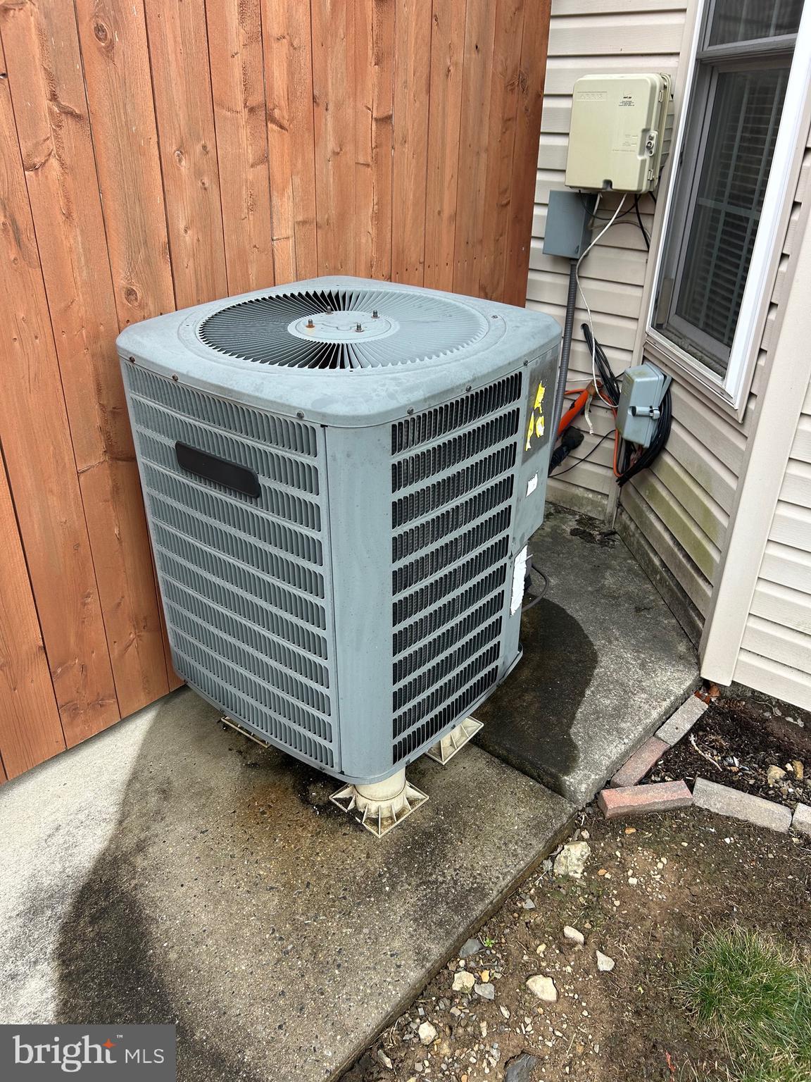 NORTHWOODS CROSSING - Residential