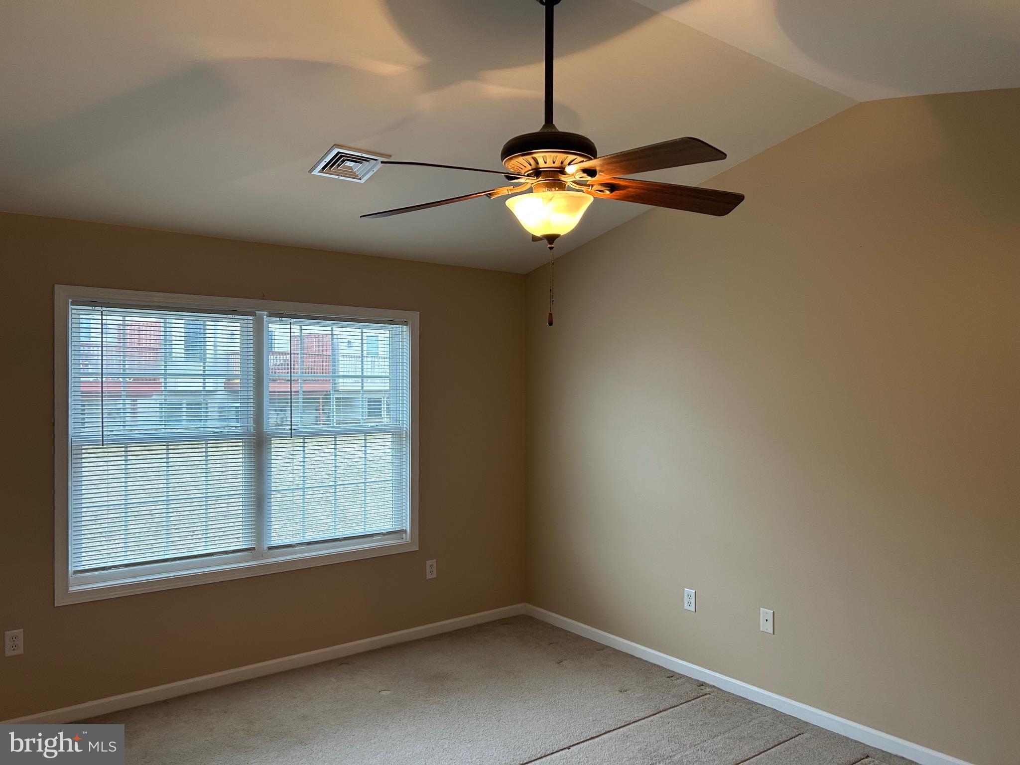 NORTHWOODS CROSSING - Residential