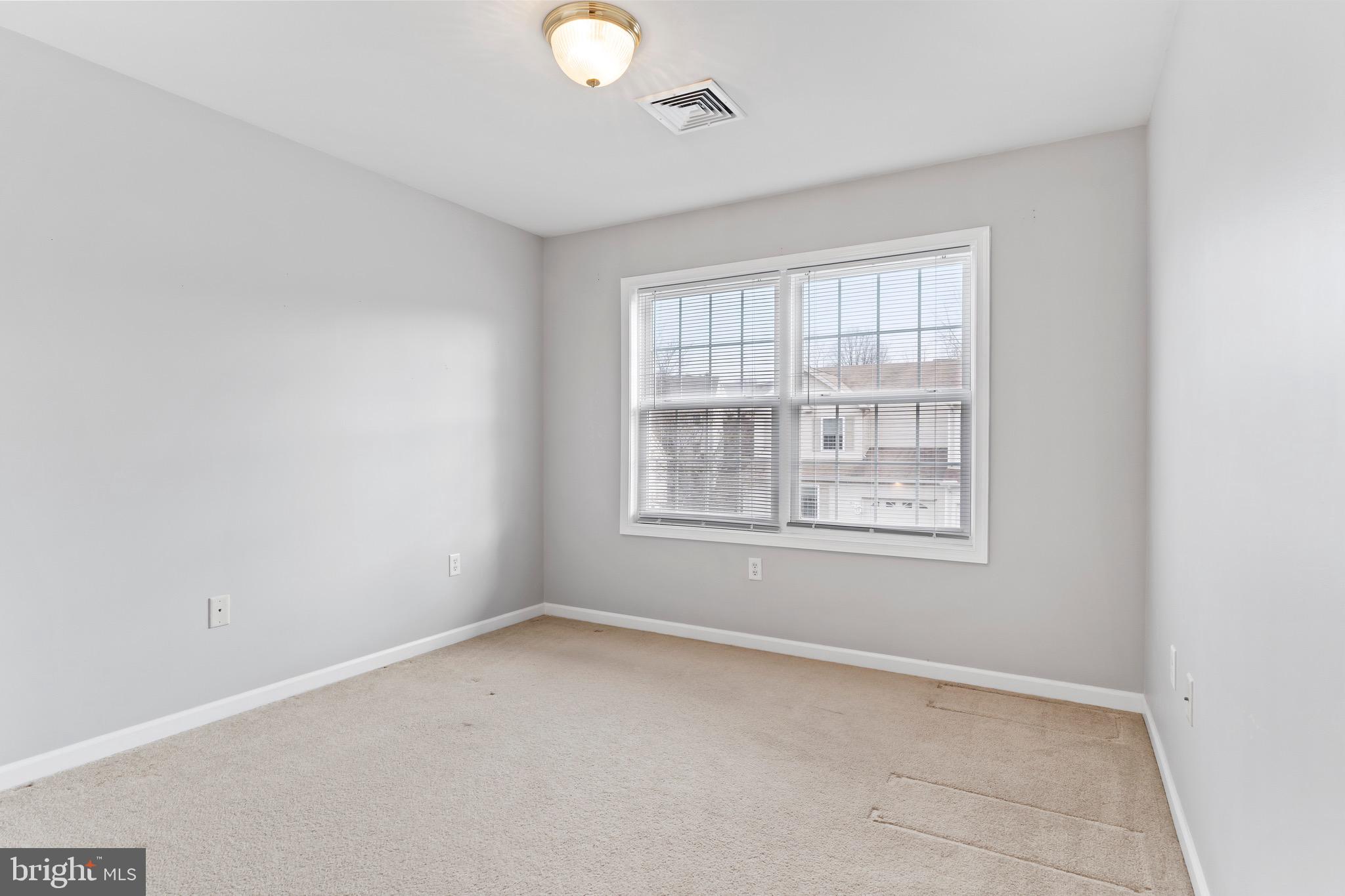 NORTHWOODS CROSSING - Residential