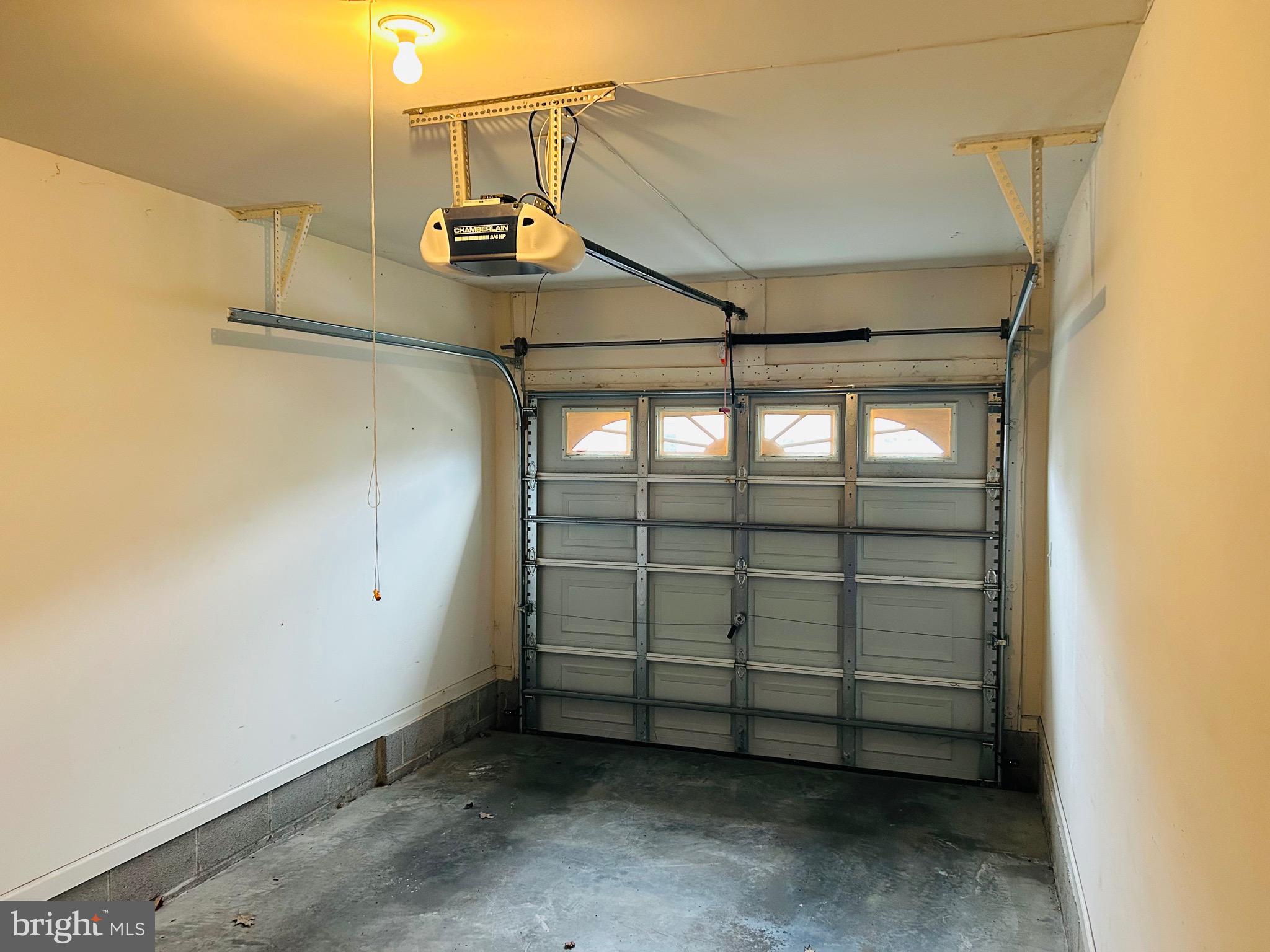 NORTHWOODS CROSSING - Residential