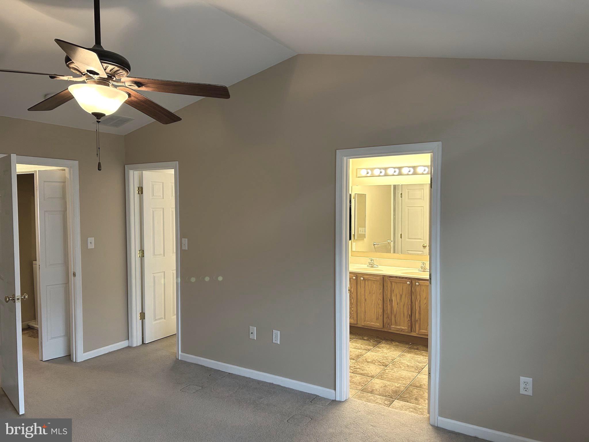 NORTHWOODS CROSSING - Residential