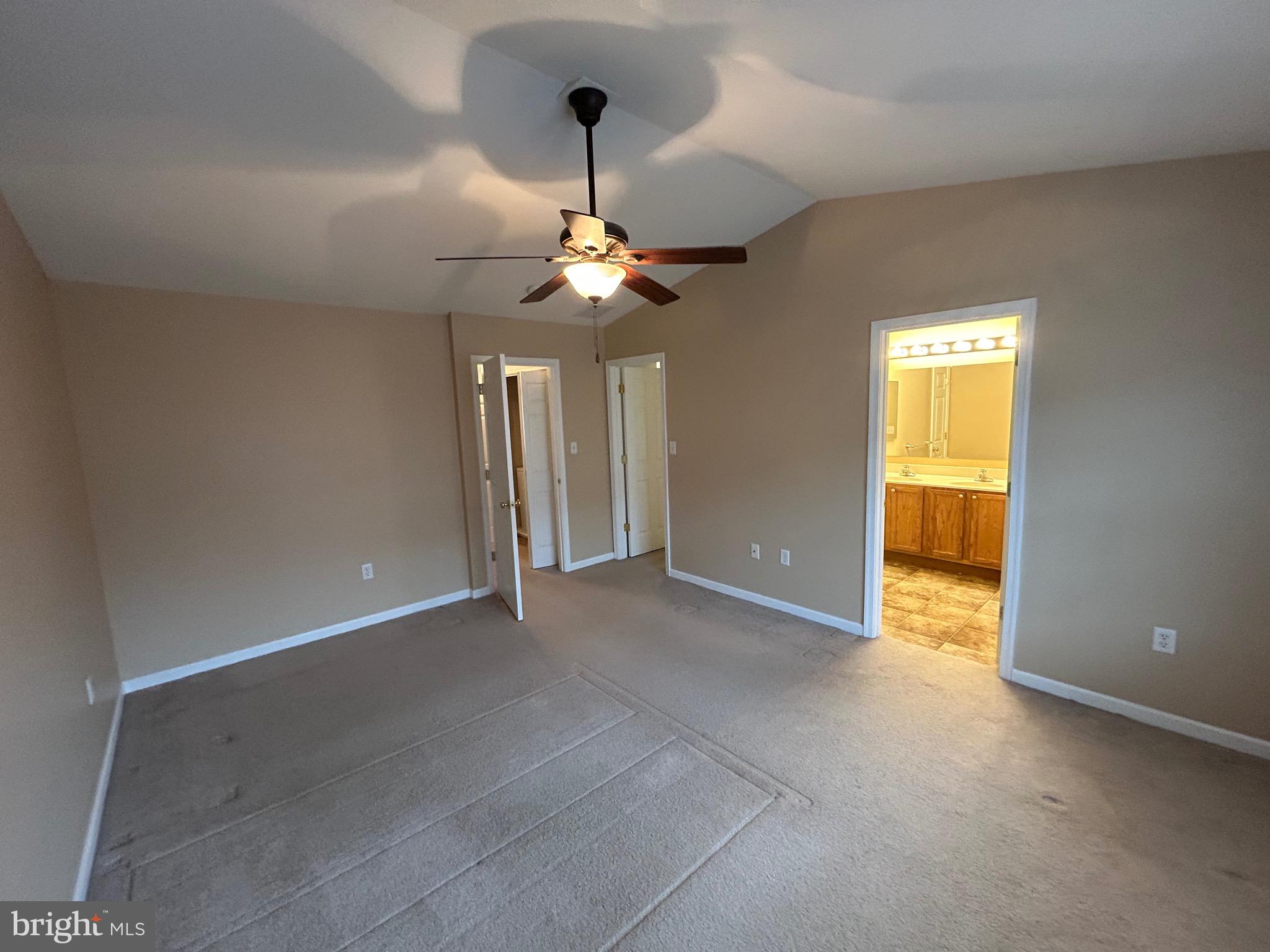 NORTHWOODS CROSSING - Residential