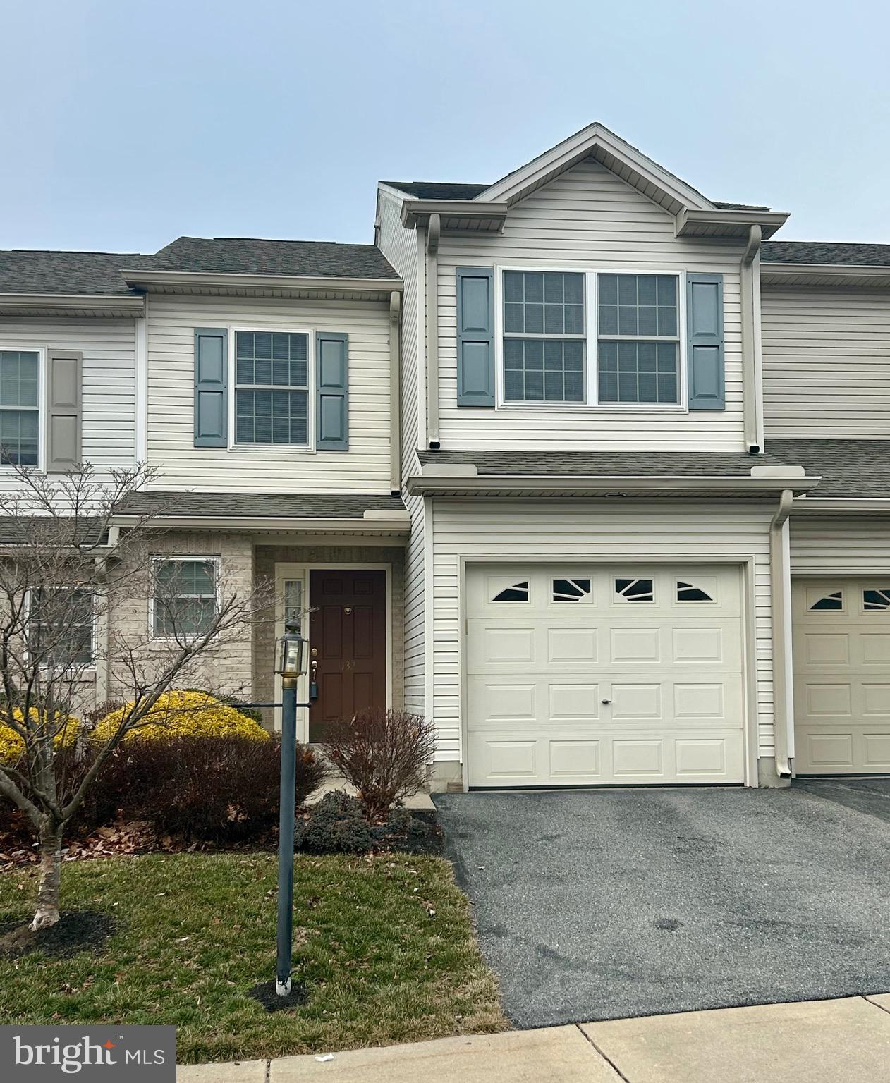 NORTHWOODS CROSSING - Residential