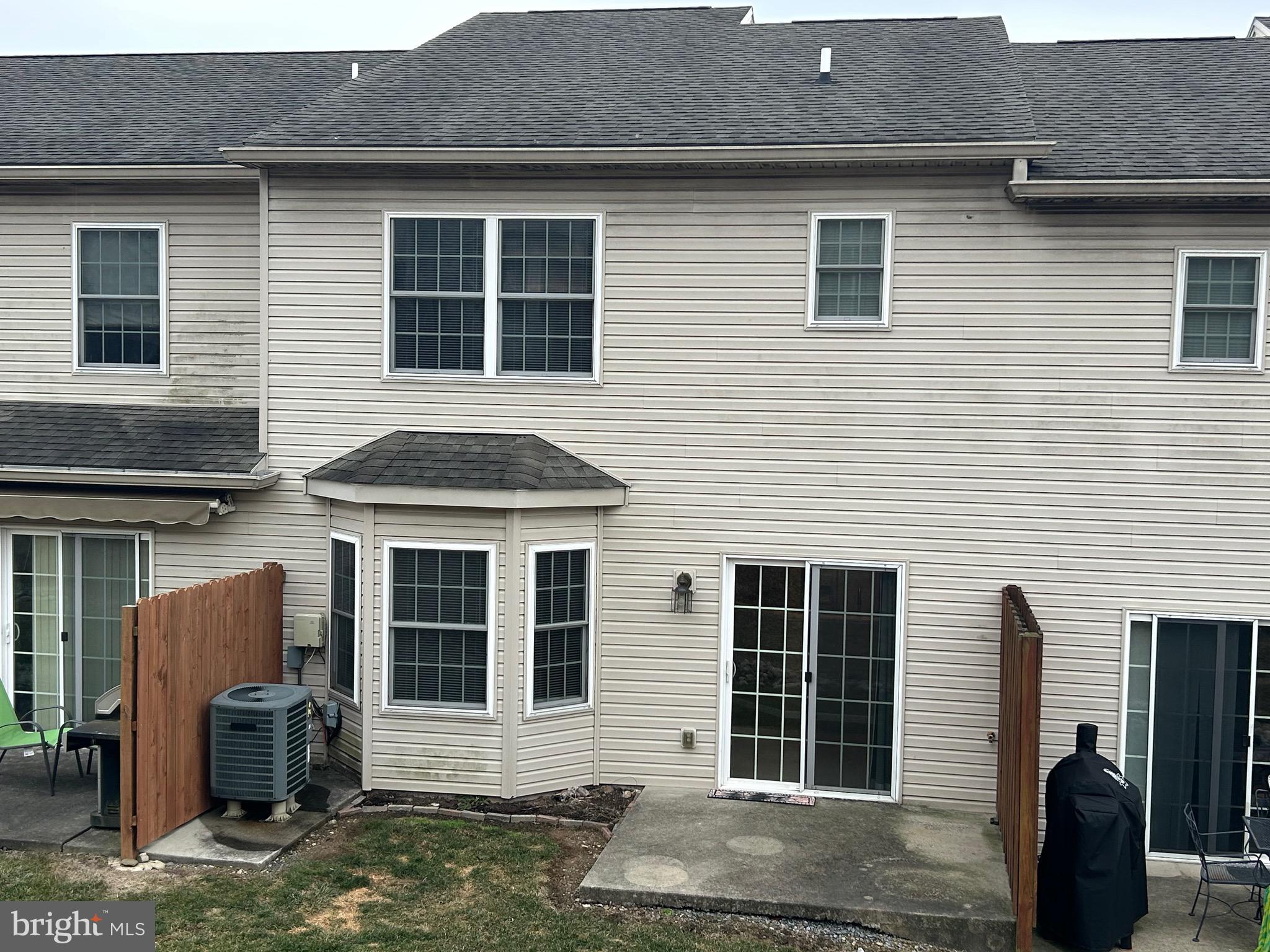 NORTHWOODS CROSSING - Residential