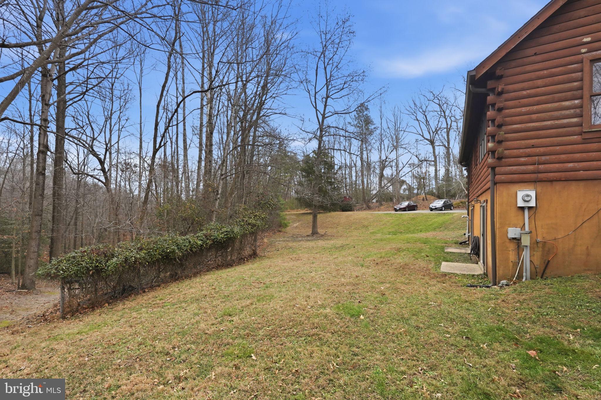 QUEEN TREE LANDING - Residential