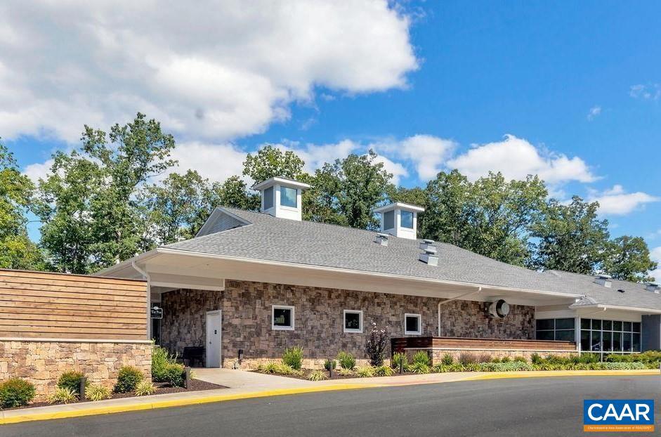 LAKE MONTICELLO - Residential