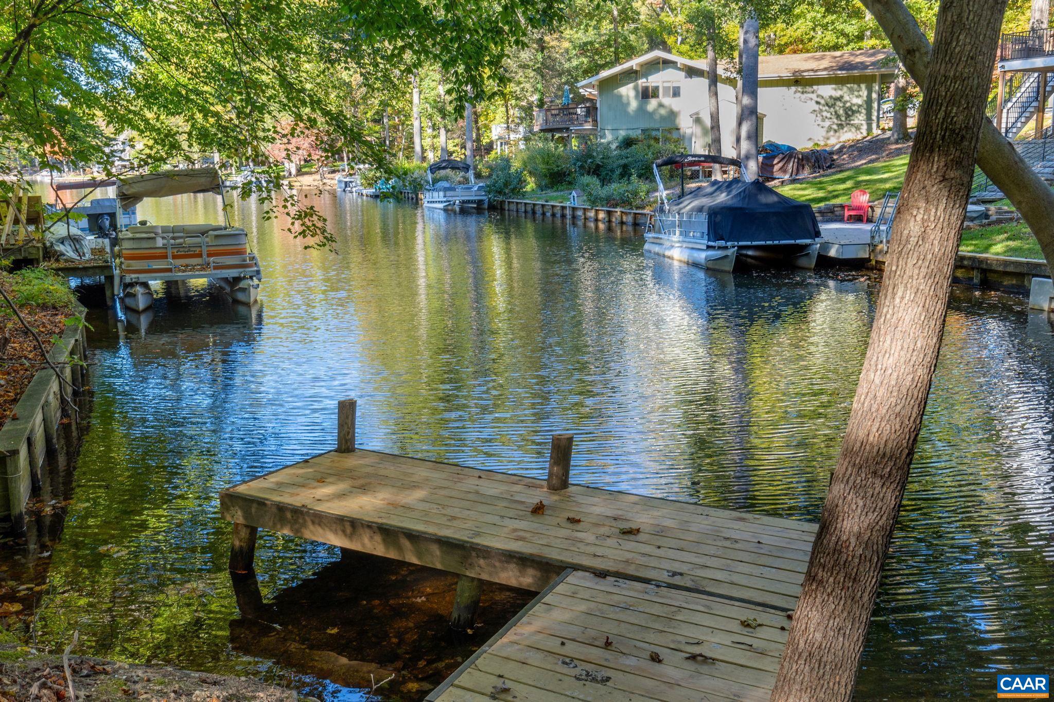 LAKE MONTICELLO - Residential