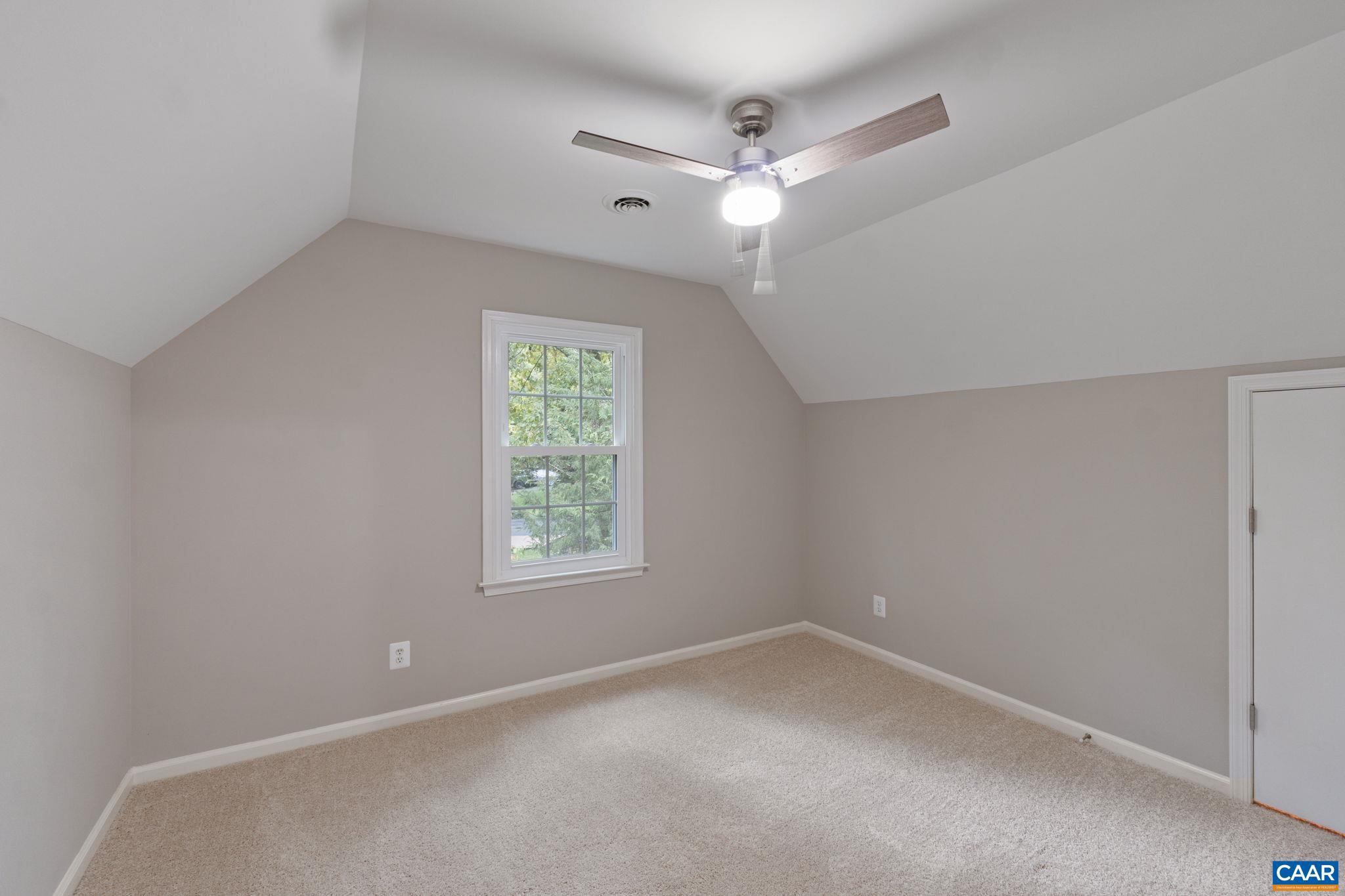 LAKE MONTICELLO - Residential