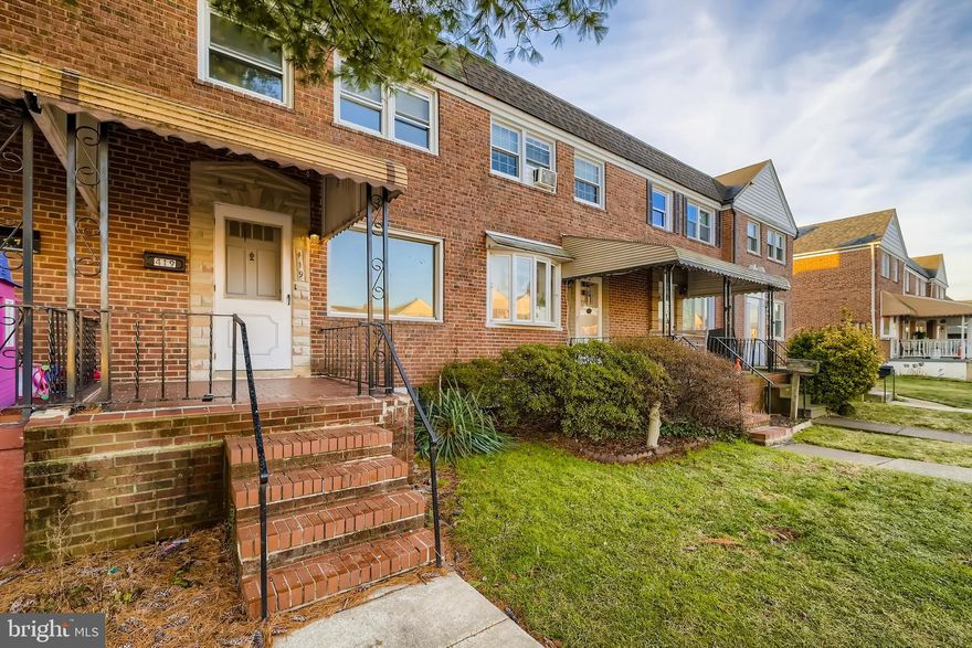 Back on the market, buyer had cold feet. 

Enter into a bright living area with original hardwood flooring that seamlessly flows throughout the entire first level. Enjoy a completely updated kitchen with custom white shaker cabinetry and some stainless steel appliances. Upstairs are three generously sized bedrooms and a complete full bathroom with custom ceramic tile. The basement features an additional living area, a potential convenient half bathroom, a laundry area and an unfinished section great for storage. The large back yard is fully fenced but could always be converted into a parking pad!