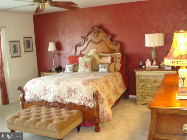 PENN OAKS - Residential