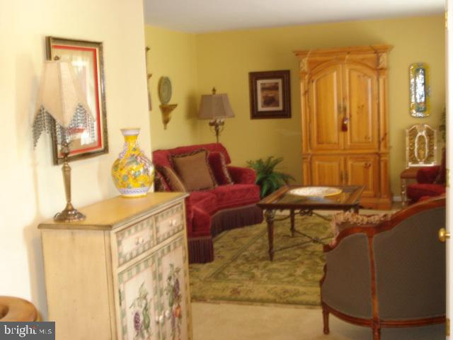 PENN OAKS - Residential