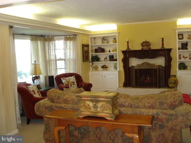 PENN OAKS - Residential