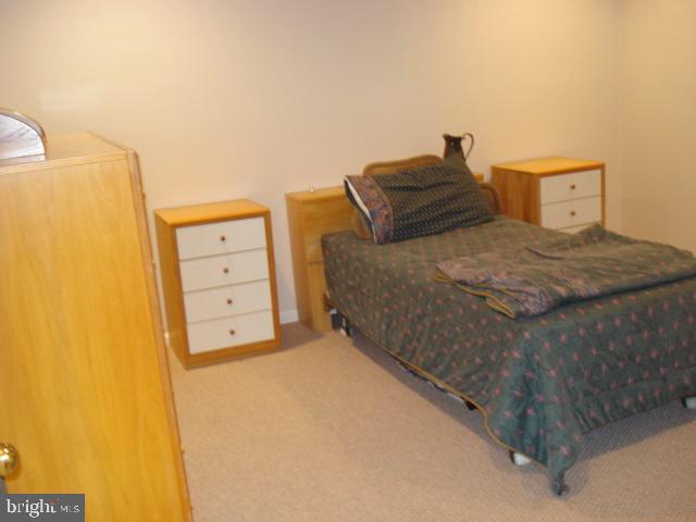 PENN OAKS - Residential