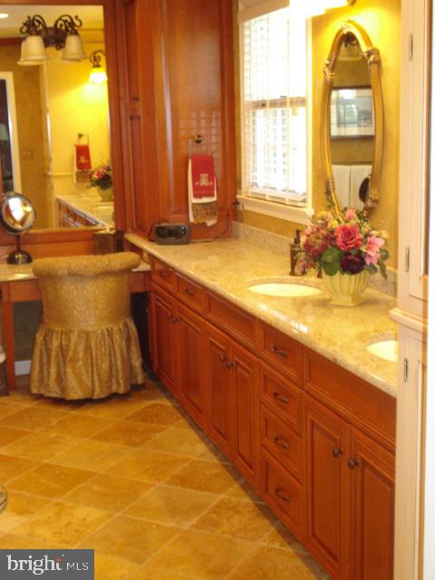 PENN OAKS - Residential