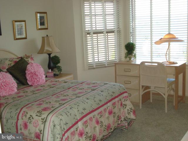 PENN OAKS - Residential